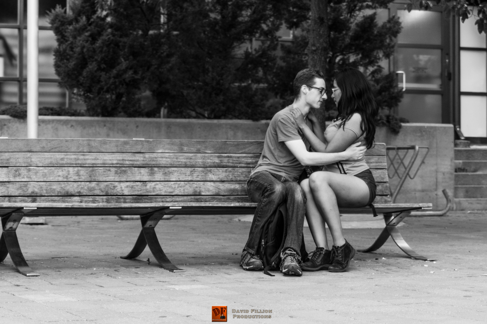 Sony SLT-A65 (SLT-A65V) + Sigma 28-70mm EX DG F2.8 sample photo. Lovers in a dangerous time photography