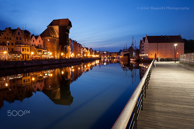 Canon EF 24mm F2.8 IS USM sample photo. City of gdansk by night in poland photography
