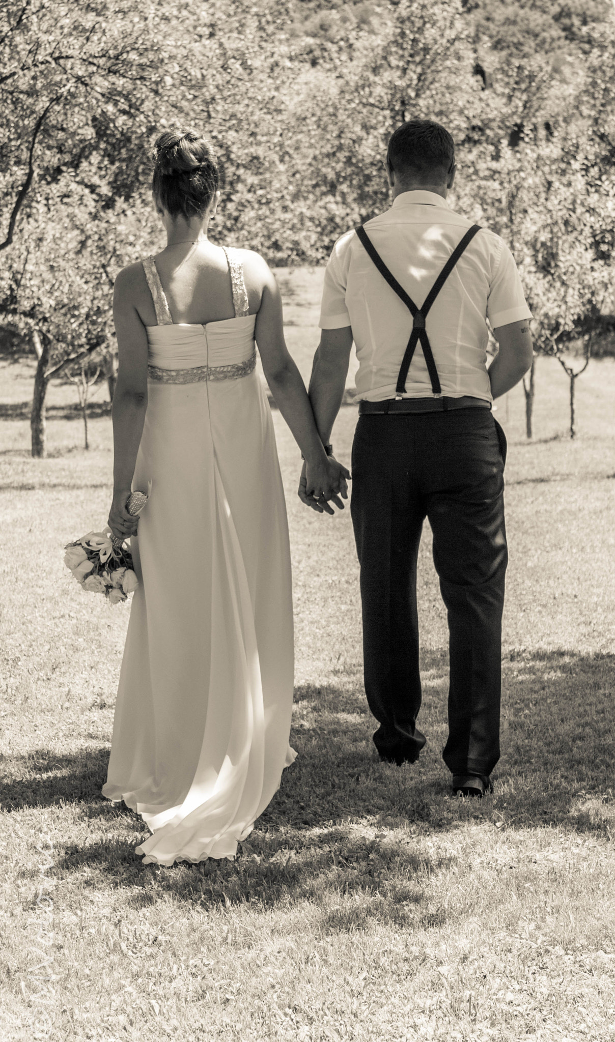 Canon EF-S 17-85mm F4-5.6 IS USM sample photo. Just married photography
