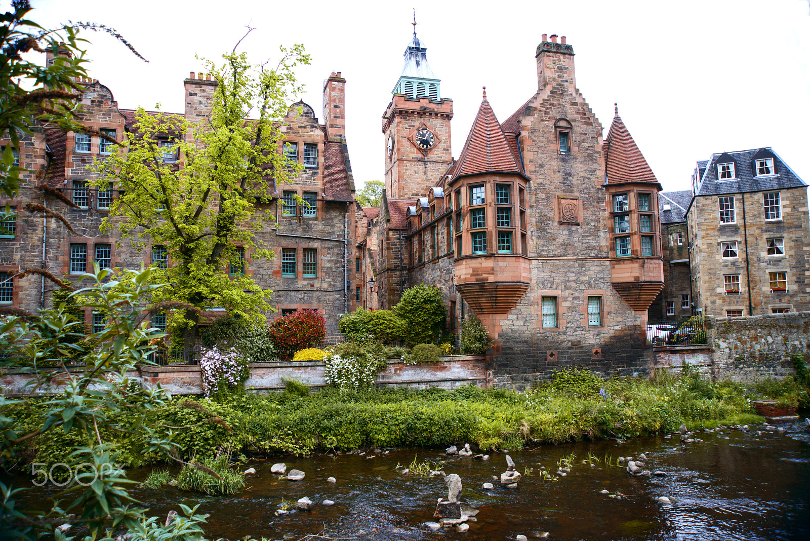 AF Zoom-Nikkor 24-120mm f/3.5-5.6D IF sample photo. Dean village photography
