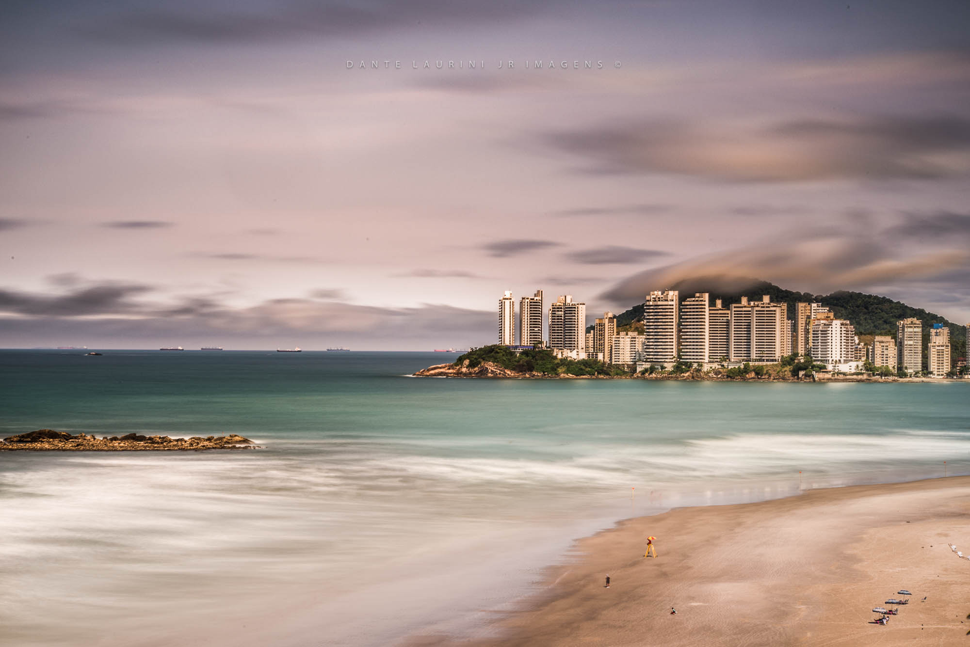 Sigma 70-300mm F4-5.6 APO DG Macro sample photo. Guarujá photography
