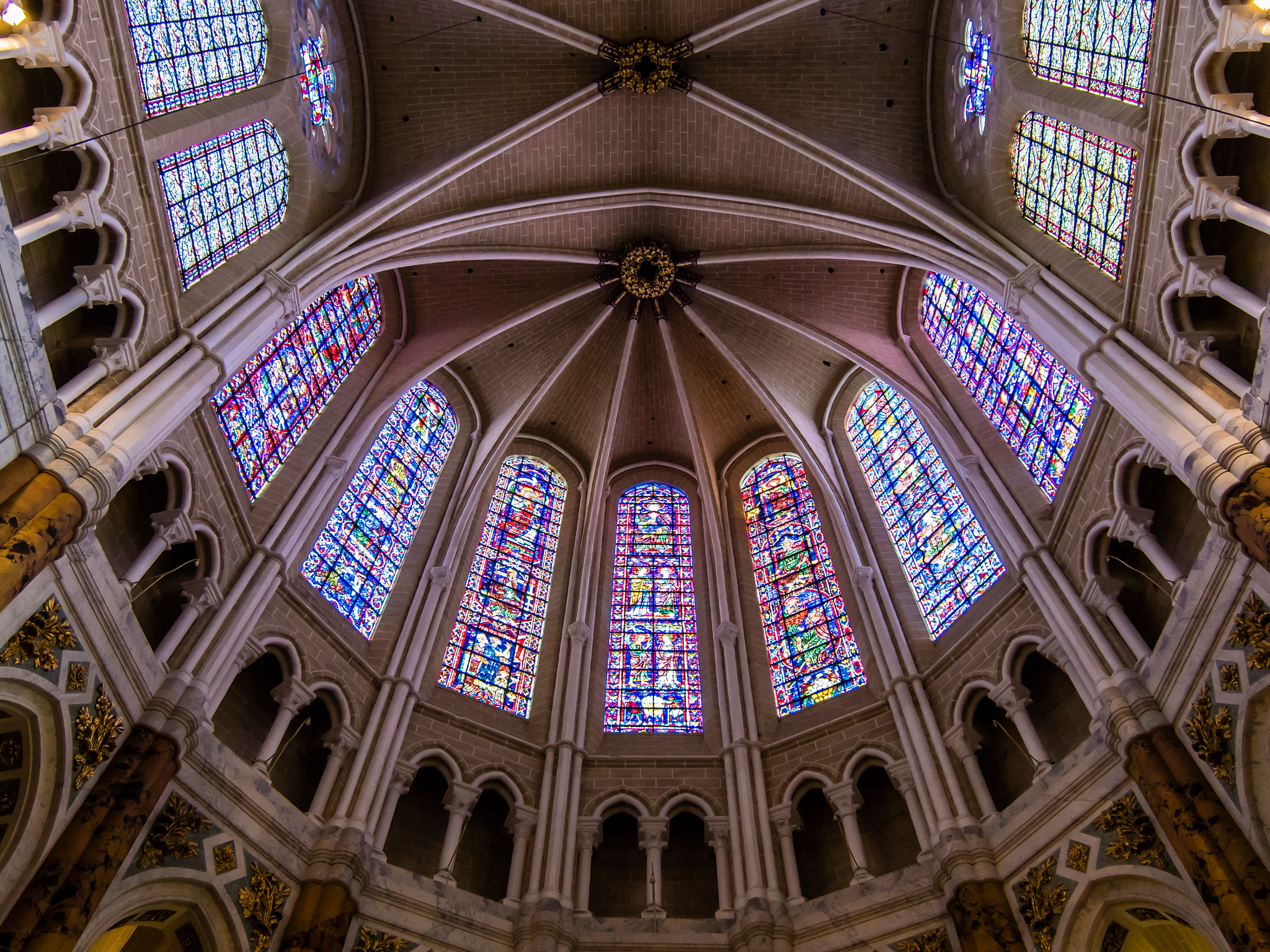 LUMIX G VARIO PZ 14-42/F3.5-5.6 sample photo. Notre dame photography