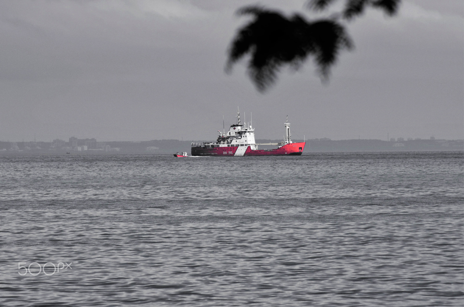 Pentax K-5 sample photo. Red boats photography
