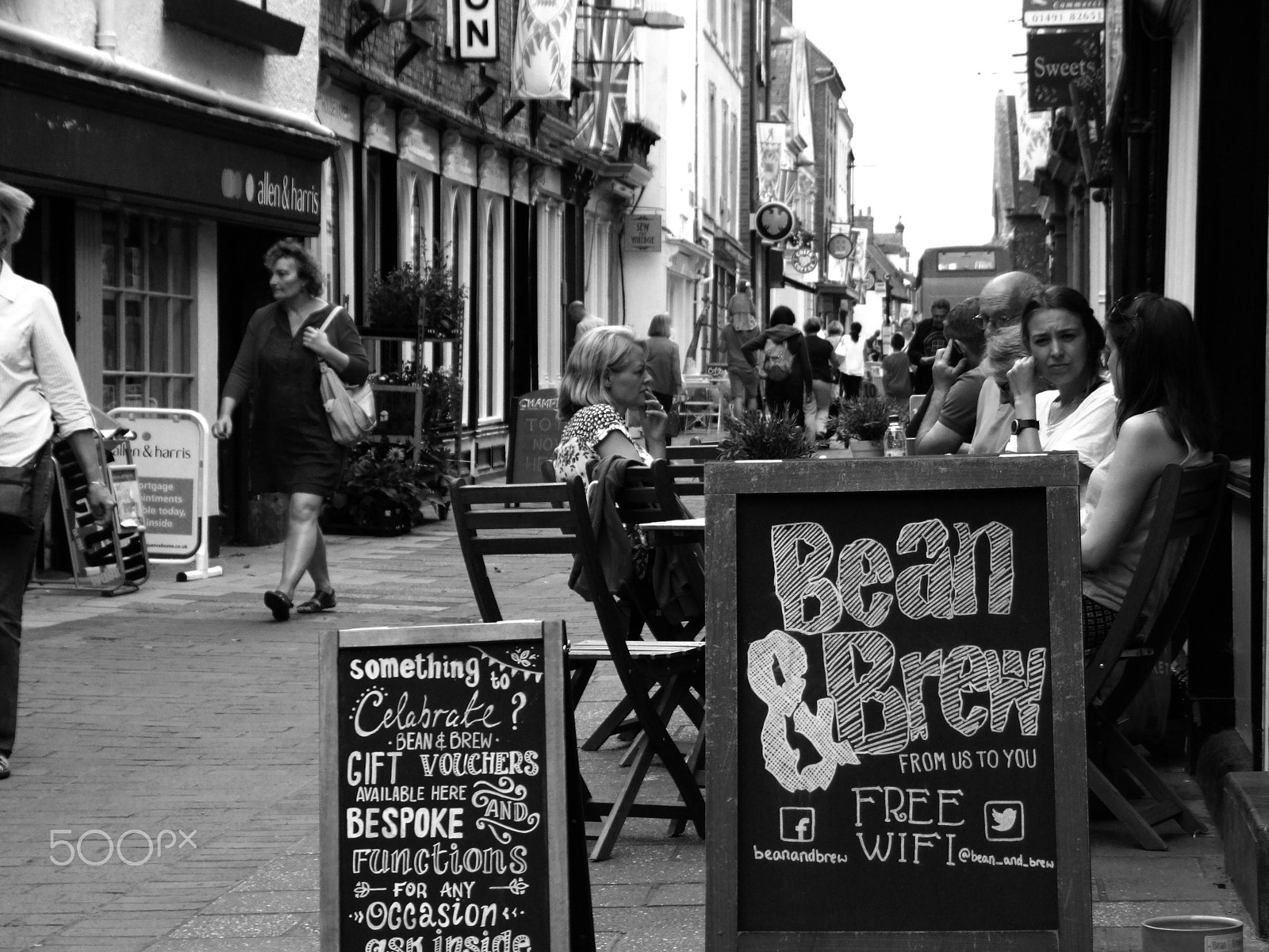 Fujifilm FinePix S9000 sample photo. Tea house at wallingford. england. photography