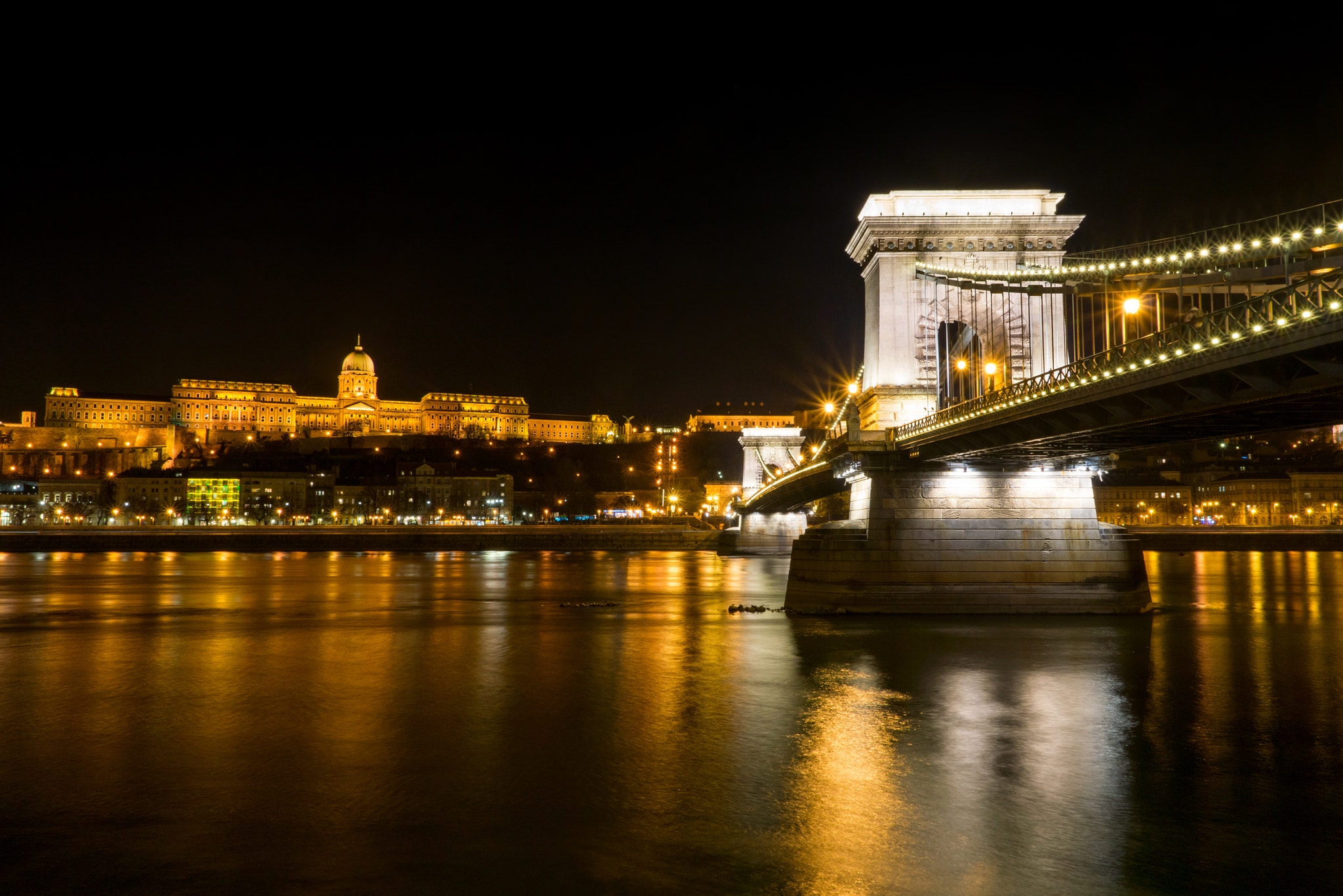 Sony SLT-A77 + Sony DT 16-50mm F2.8 SSM sample photo. Once upon a night in budapest photography