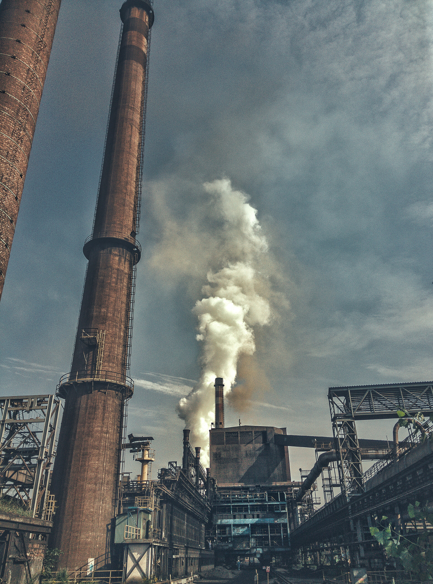 OnePlus One A0001 sample photo. In the forge of hephaestus photography