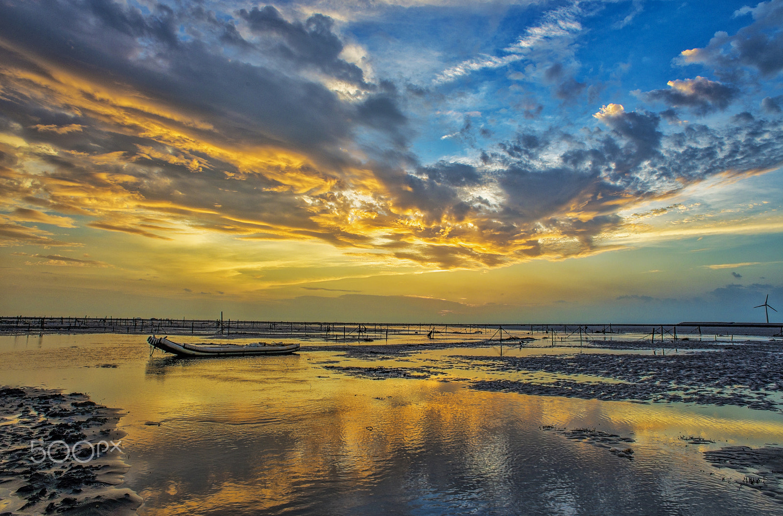 Nikon D610 + Nikon AF Nikkor 20mm F2.8D sample photo. 福寶濕地 夕彩 photography