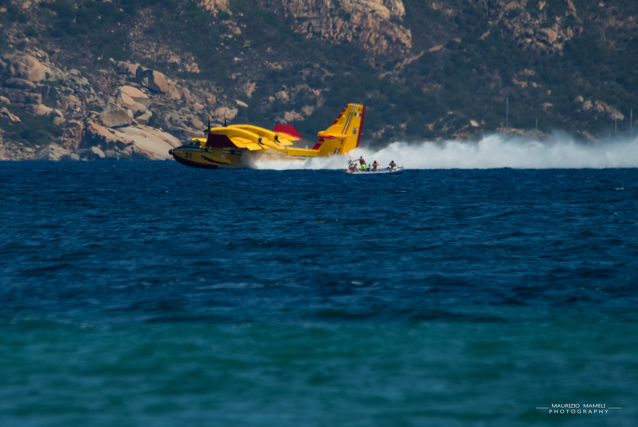 Sigma 150-500mm F5-6.3 DG OS HSM sample photo. Canadairs photography