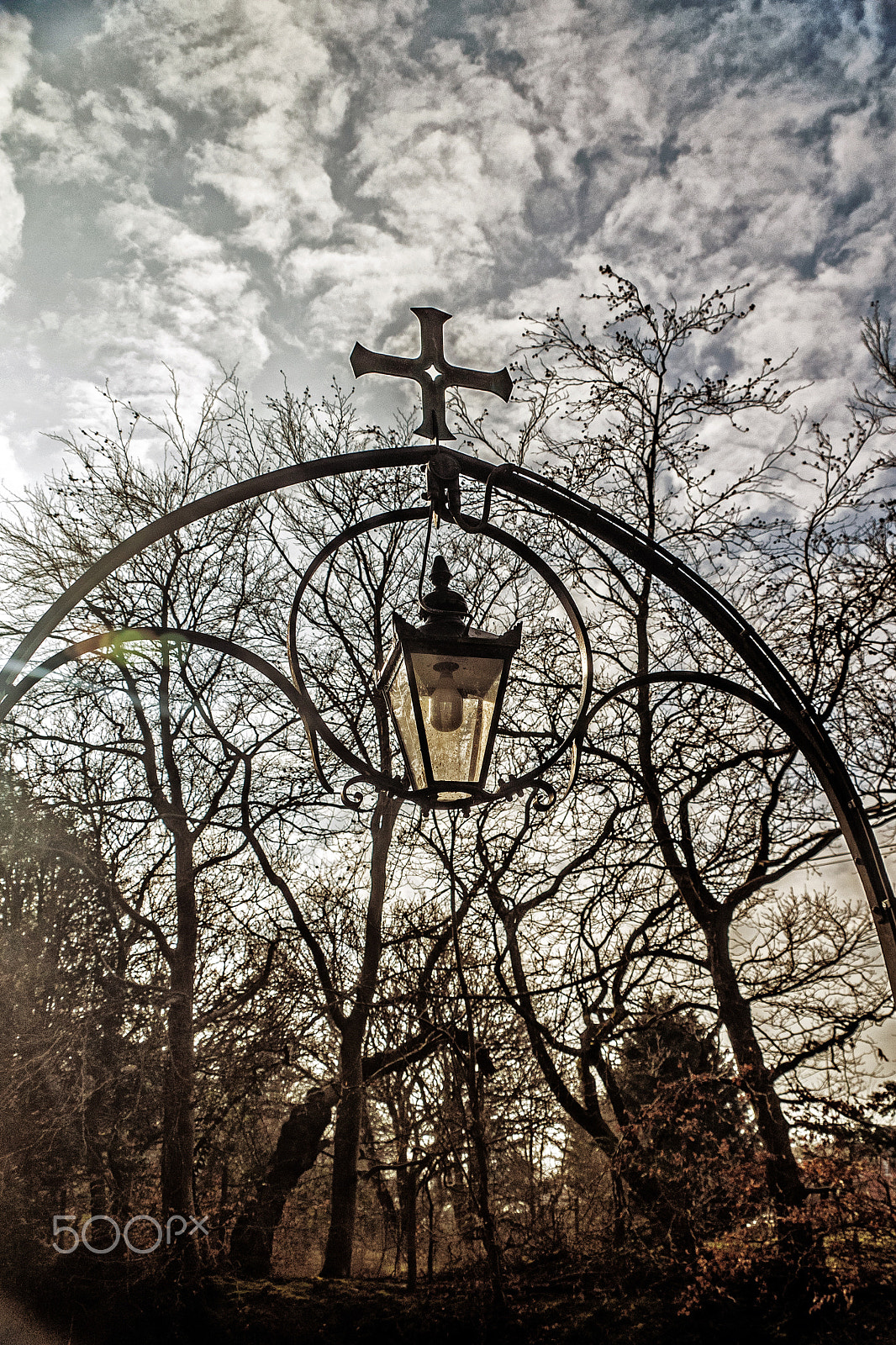 Sony DT 18-250mm F3.5-6.3 sample photo. Church gate architecture photography