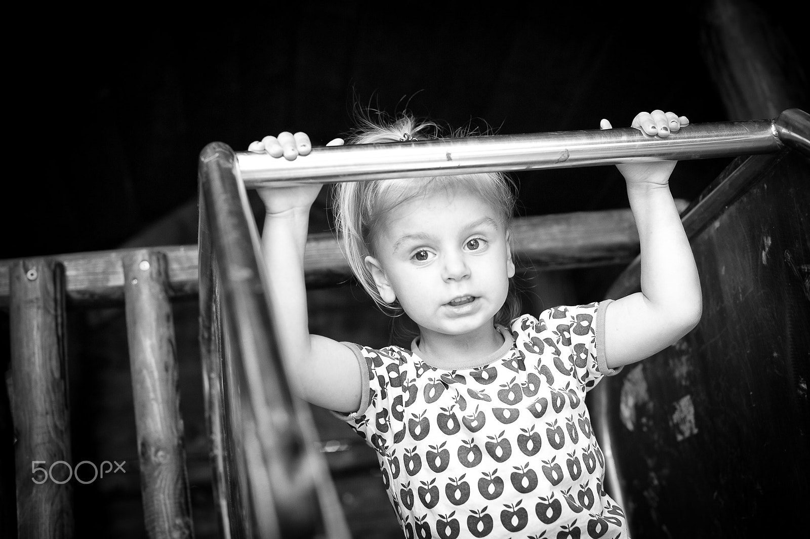 Nikon D3 + Nikon AF Nikkor 50mm F1.4D sample photo. ... little people i photography