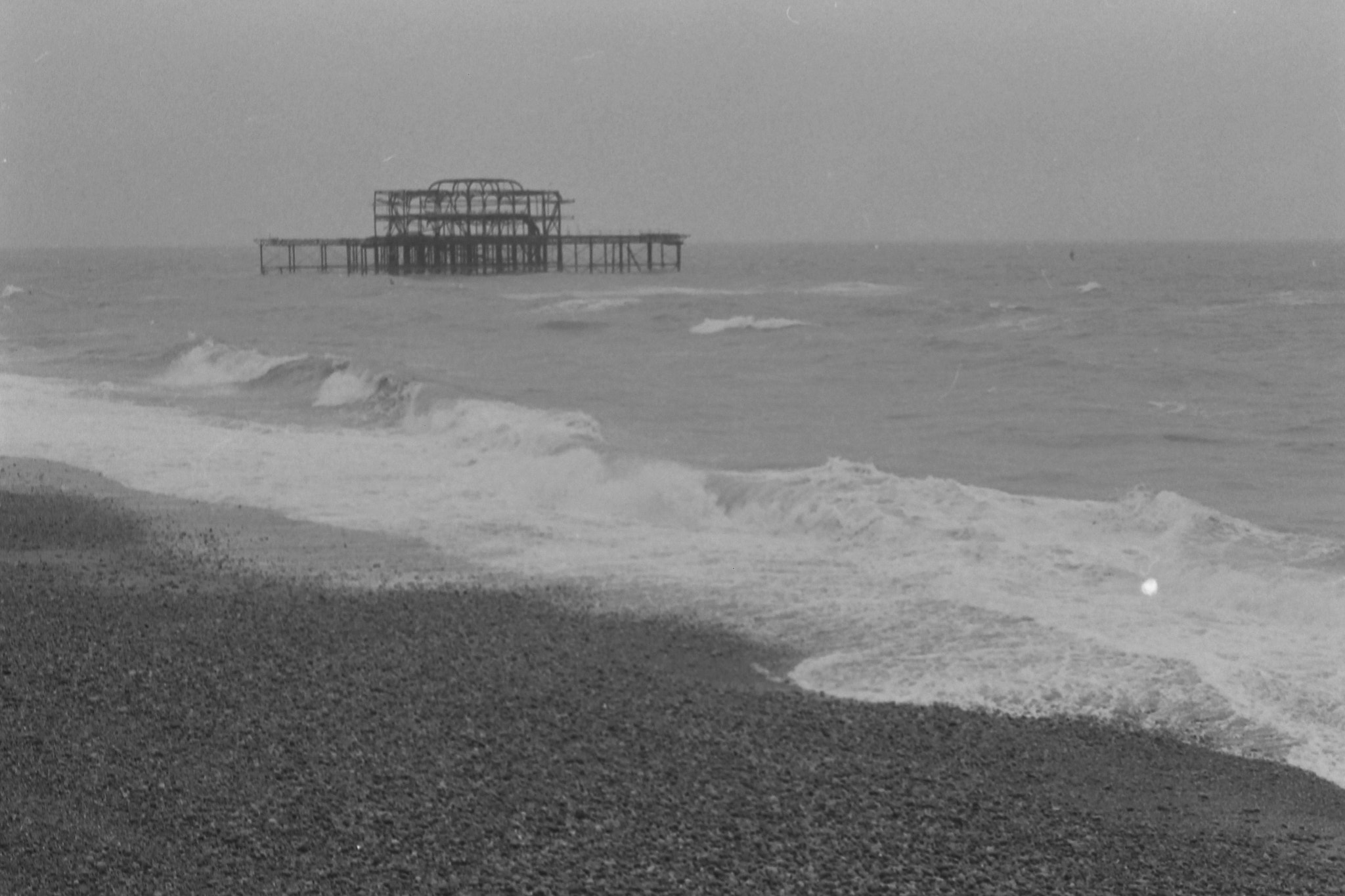 Tamron SP AF 60mm F2 Di II LD IF Macro sample photo. Old pier photography