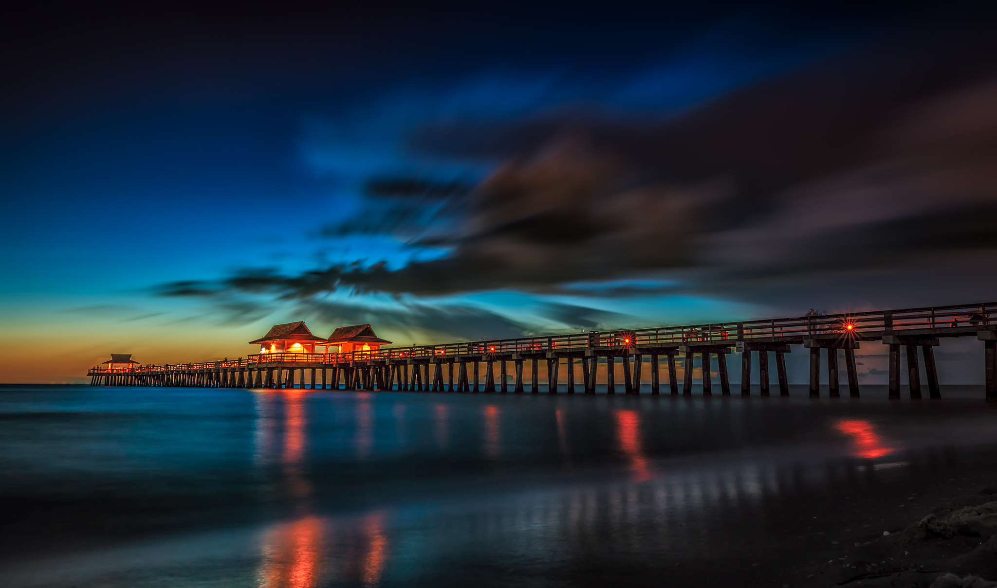 Sigma 18-35mm f/1.8 DC HSM sample photo. Pier sunset photography