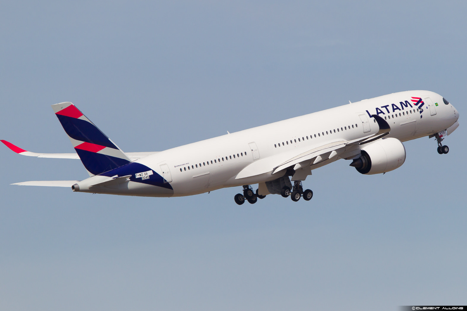 Canon EOS-1D Mark IV sample photo. Latam airbus a350-941 cn 045 f-wzgr // pr-xtd photography