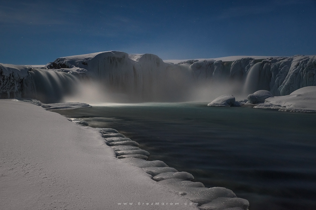 24-70mm F2.8 OSS sample photo. Moonlight sonata photography