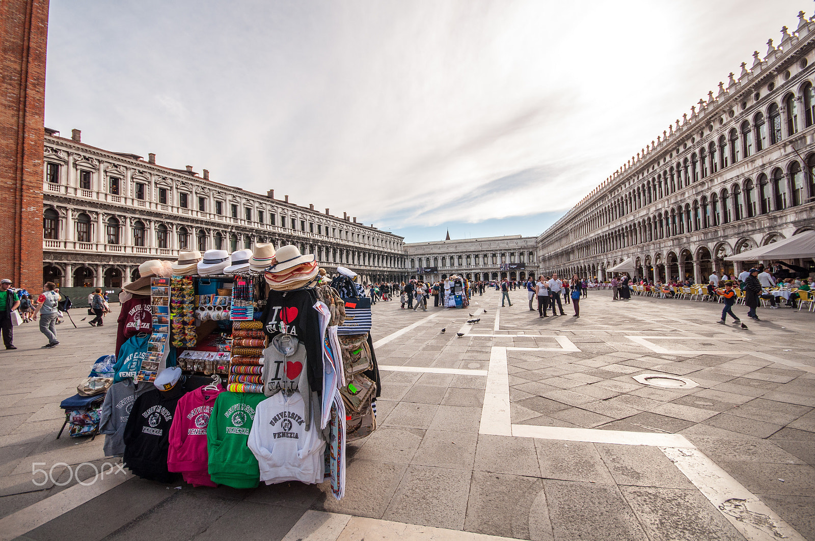 Sigma 10-20mm F4-5.6 EX DC HSM sample photo. Piazza san marco photography