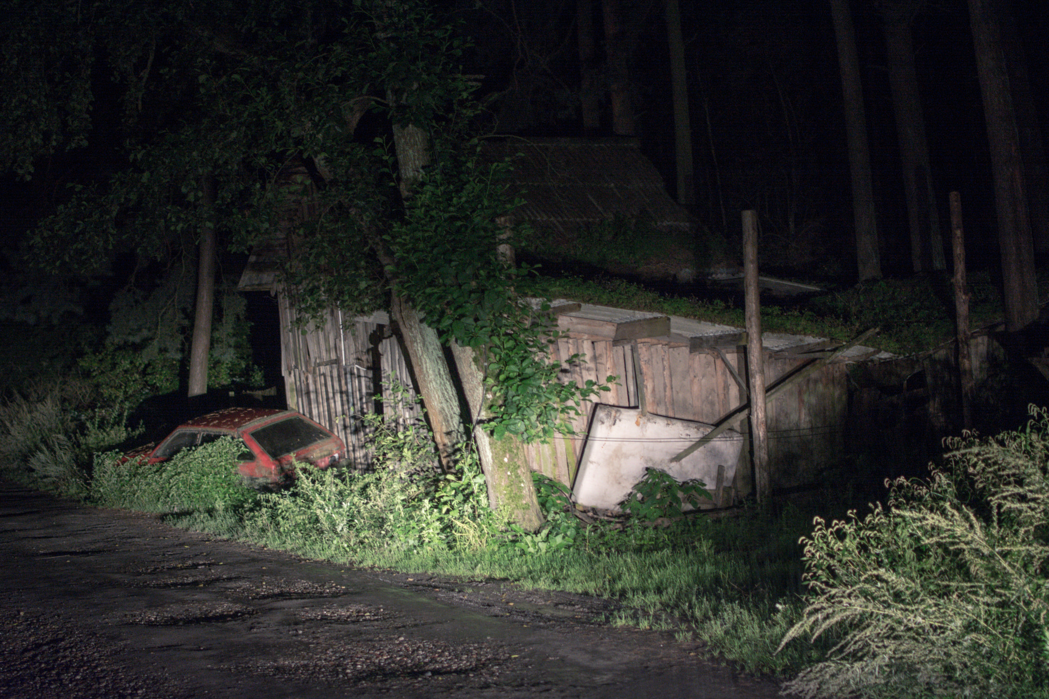Samyang 35mm F1.4 AS UMC sample photo. Old house photography