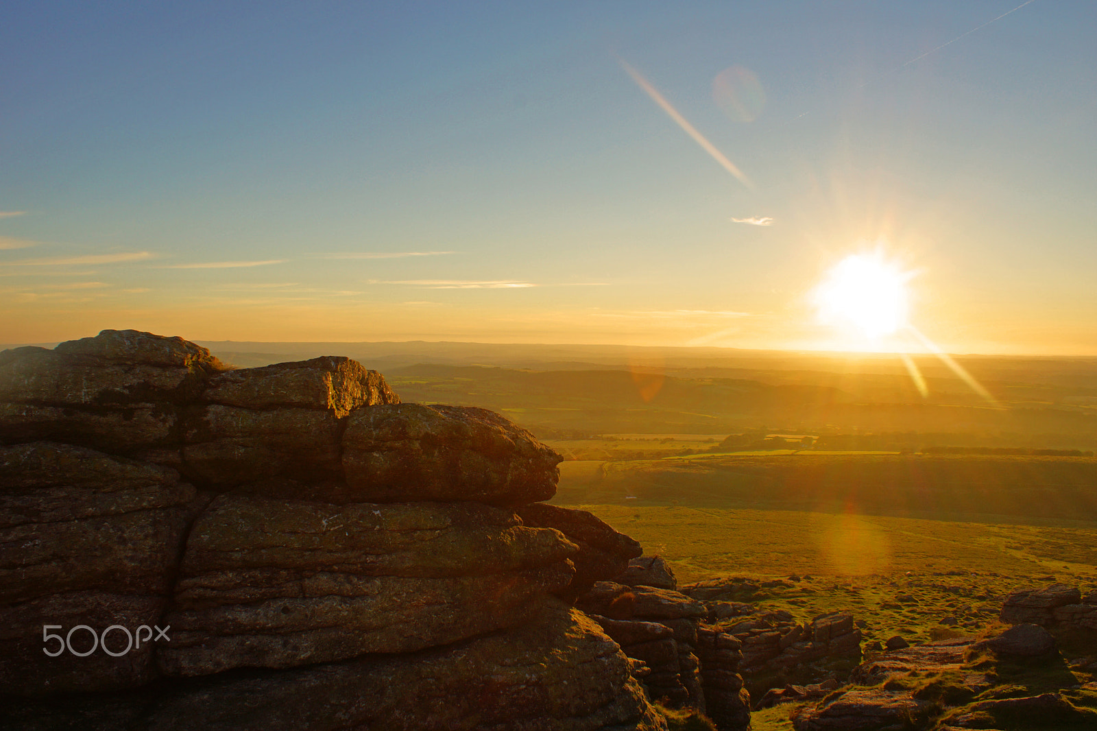 Sony DT 18-70mm F3.5-5.6 sample photo. Sunset over arms tor photography