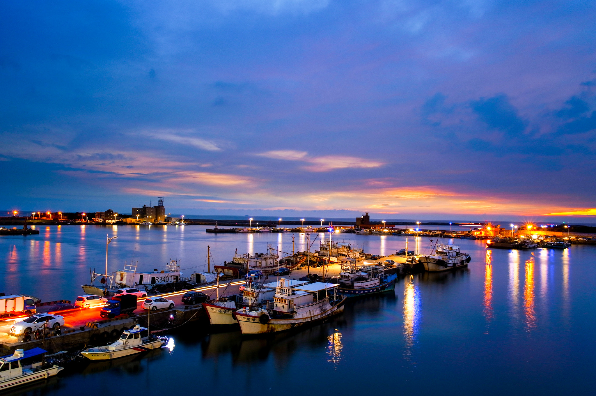 GR LENS A12 28mm F2.5 sample photo. Blue hours ！！ photography