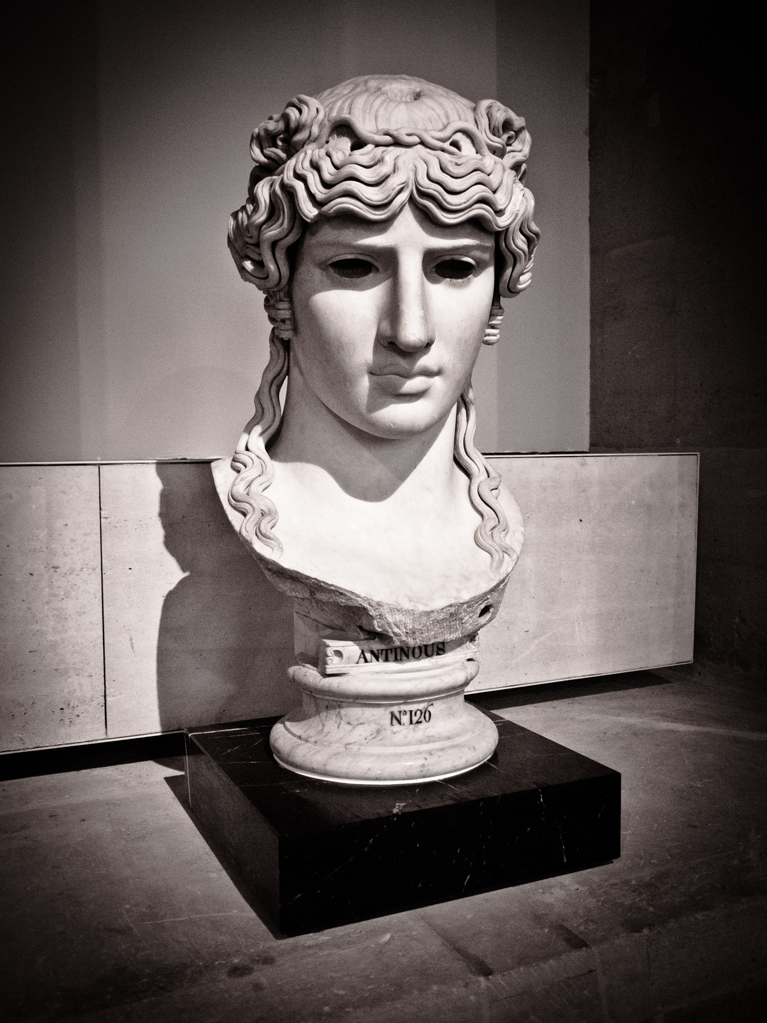 Olympus M.Zuiko Digital 17mm F2.8 Pancake sample photo. Antinoos bust at the louvre photography