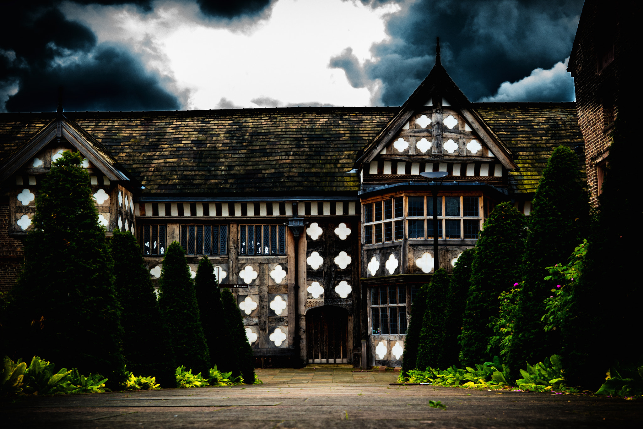 NX 30mm F2 sample photo. Ordsall hall and gardens  photography