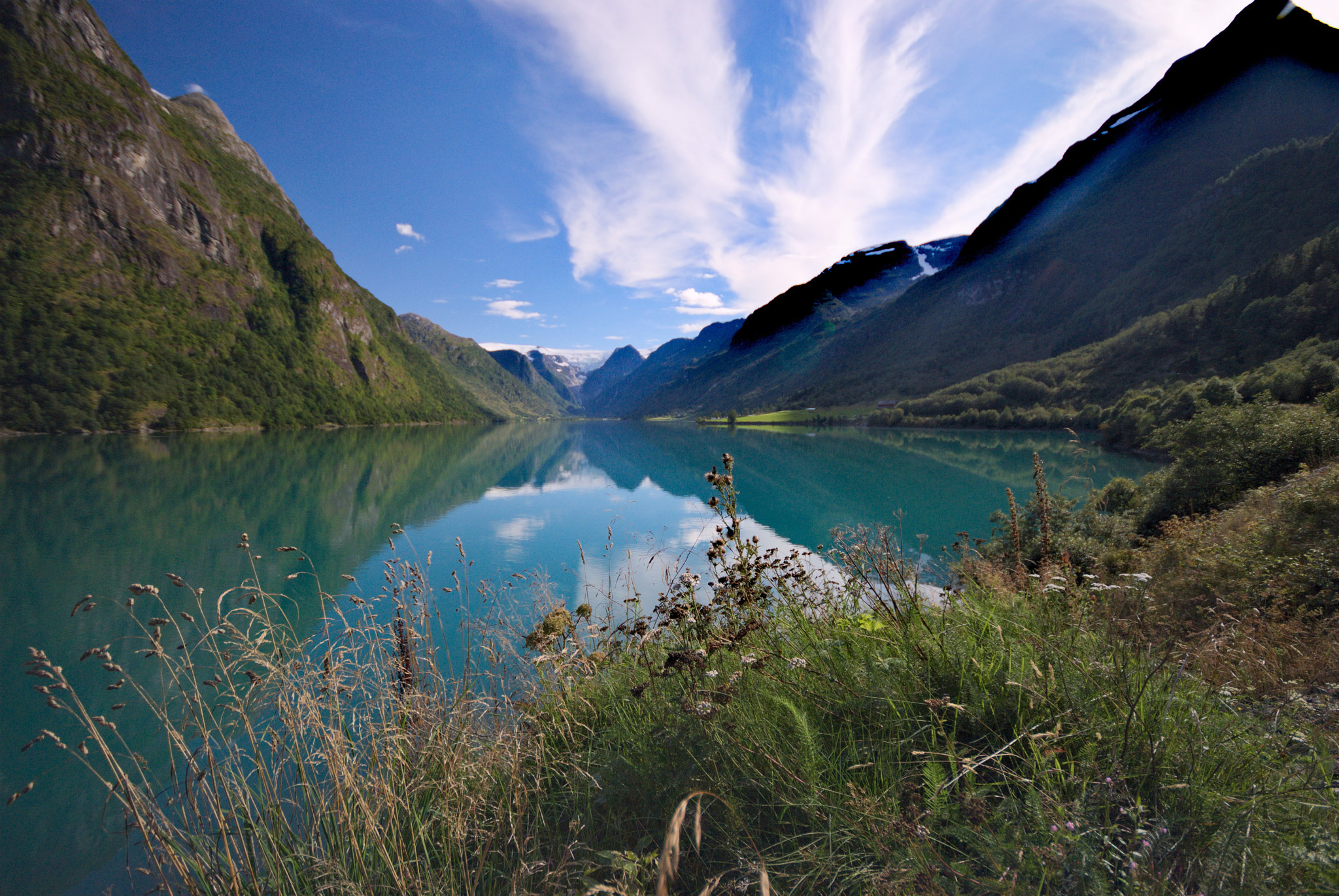 Sigma 10-20mm F4-5.6 EX DC HSM sample photo. The outcome of the glacier photography
