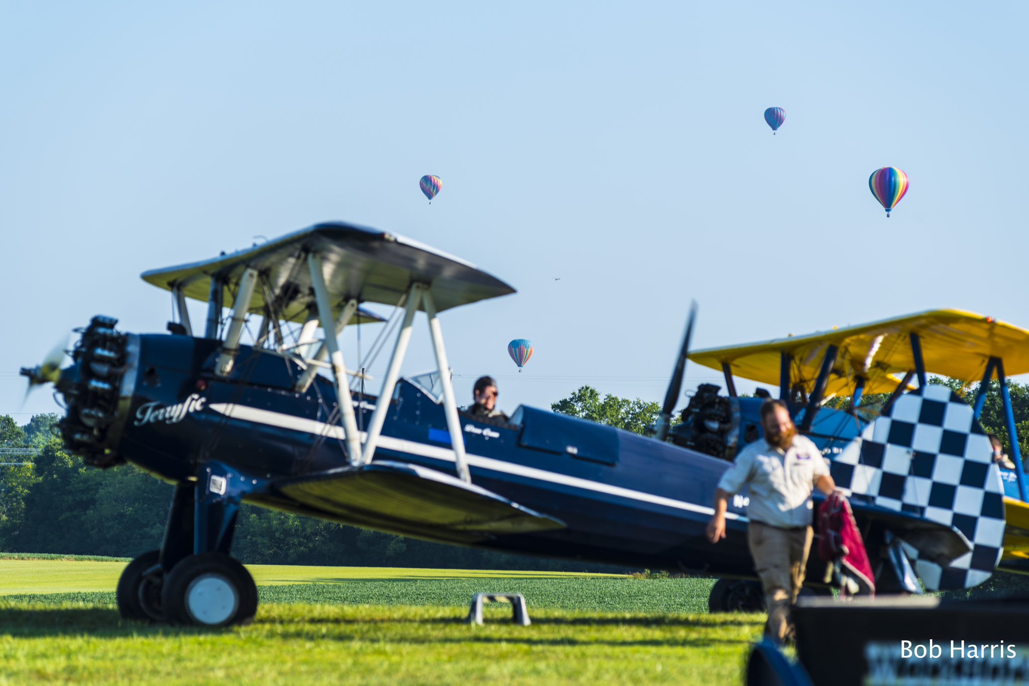 AF Zoom-Nikkor 80-200mm f/2.8 ED sample photo. Hot air balloons and old airplanes (d750) 3 photography