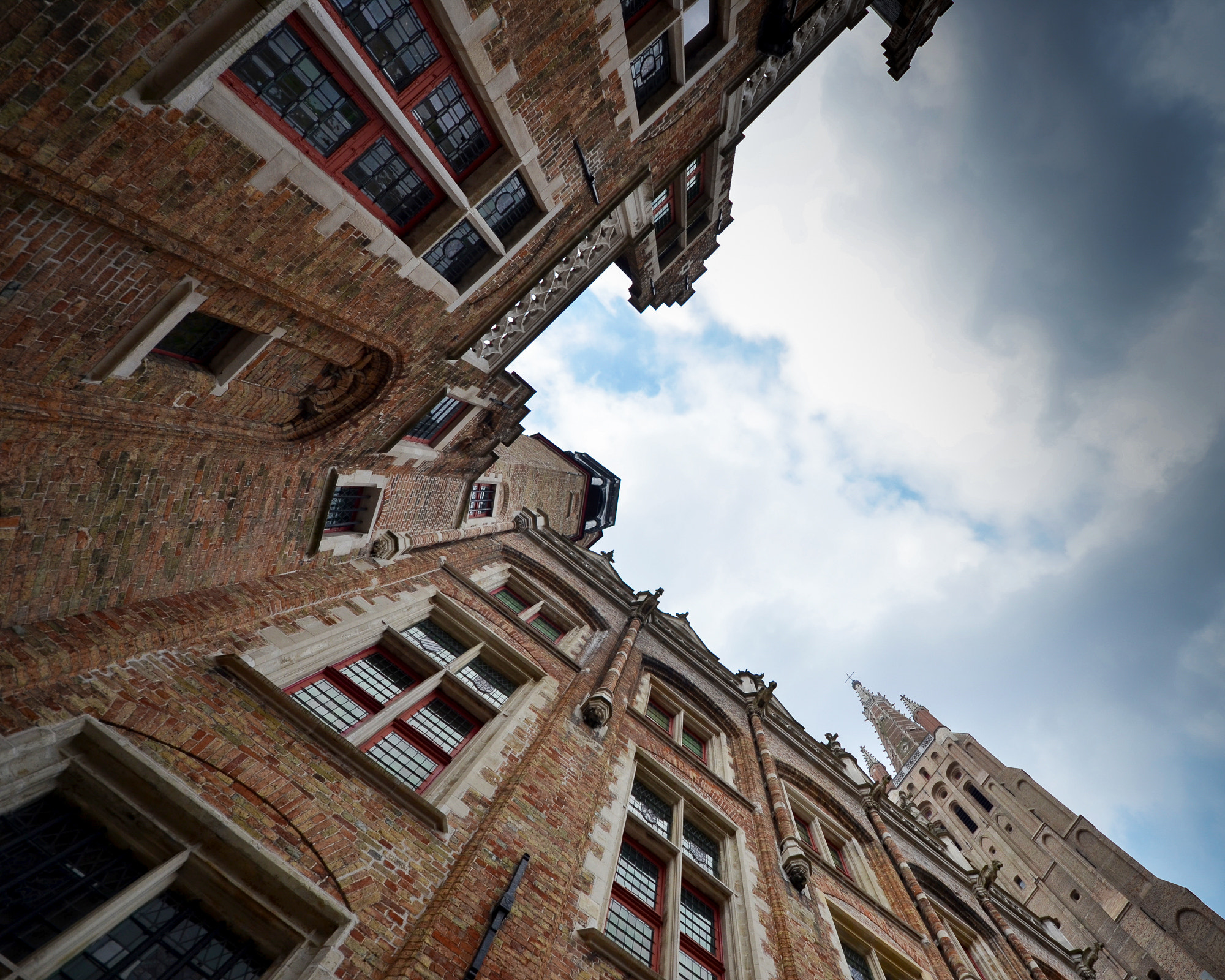 Sigma 8-16mm F4.5-5.6 DC HSM sample photo. Another way of looking at photography