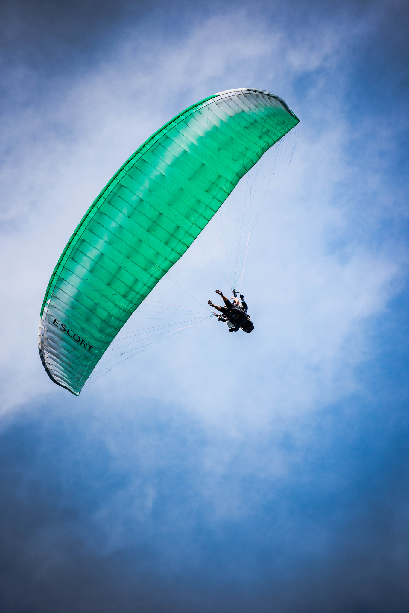 Sigma 70-200mm F2.8 EX DG Macro HSM II sample photo. Green paraglider photography