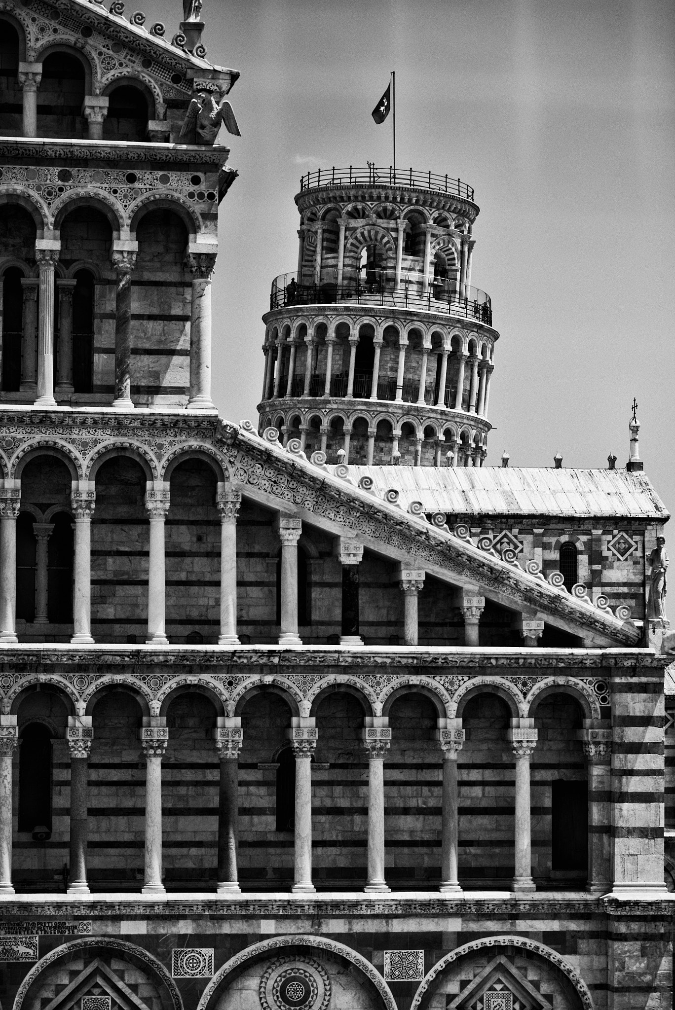 Sony a7S + Tamron 18-270mm F3.5-6.3 Di II PZD sample photo. Leaning tower of pisa photography