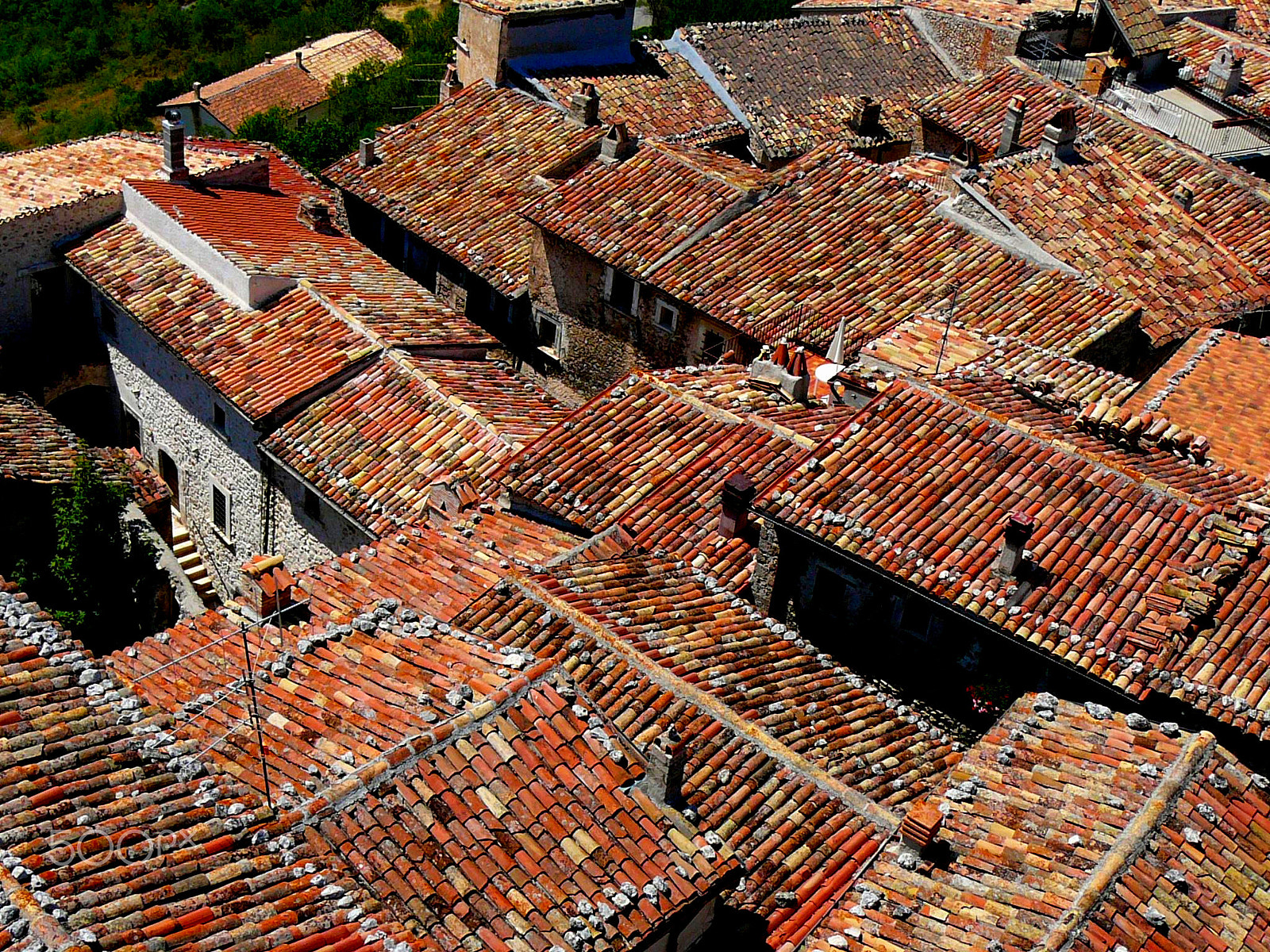 Panasonic DMC-TZ1 sample photo. Red roofs photography