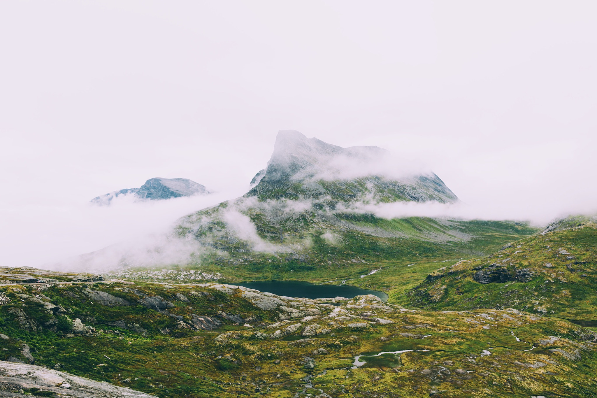 Canon EOS 5DS + Canon EF 24mm F1.4L II USM sample photo. Misty mountains of trollstigen photography