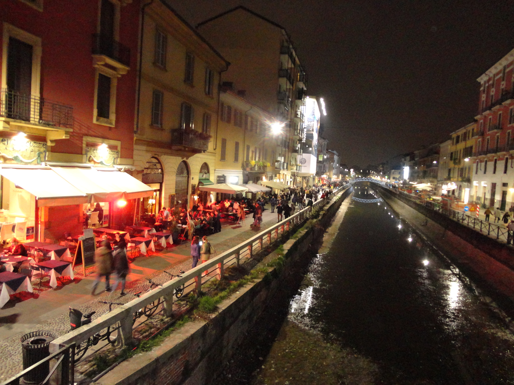 Sony DSC-W580 sample photo. Night lights in naviglio grande photography