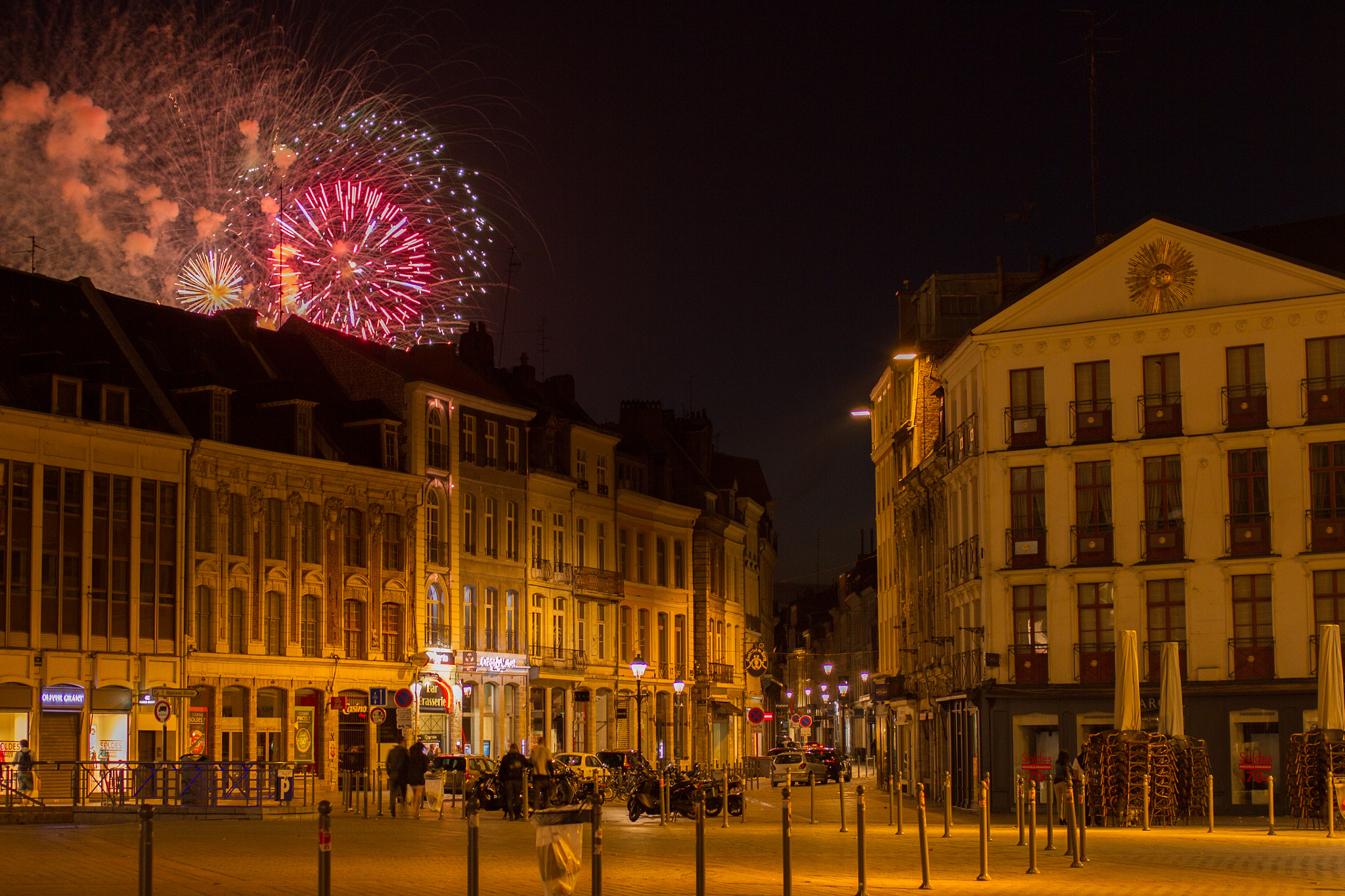 Canon EOS 7D + Canon EF 35mm F2 sample photo. July 14th, fireworks in lille, france. photography