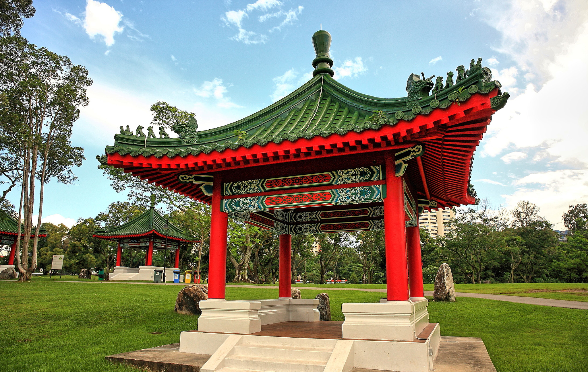 Canon EF 24-70mm F4L IS USM sample photo. Red temple photography