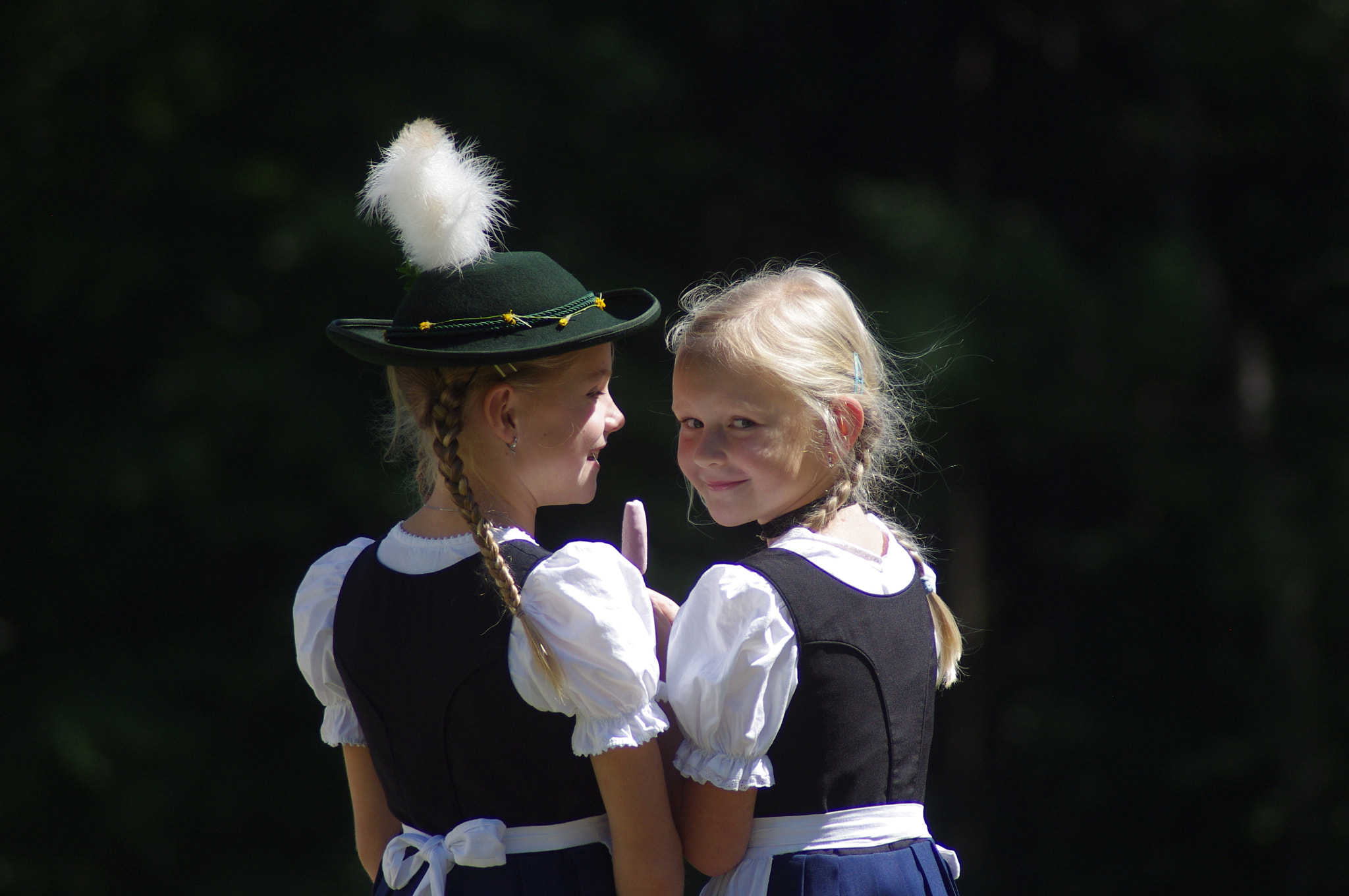 Tamron AF 70-300mm F4-5.6 Di LD Macro sample photo. Early practice makes the master photography