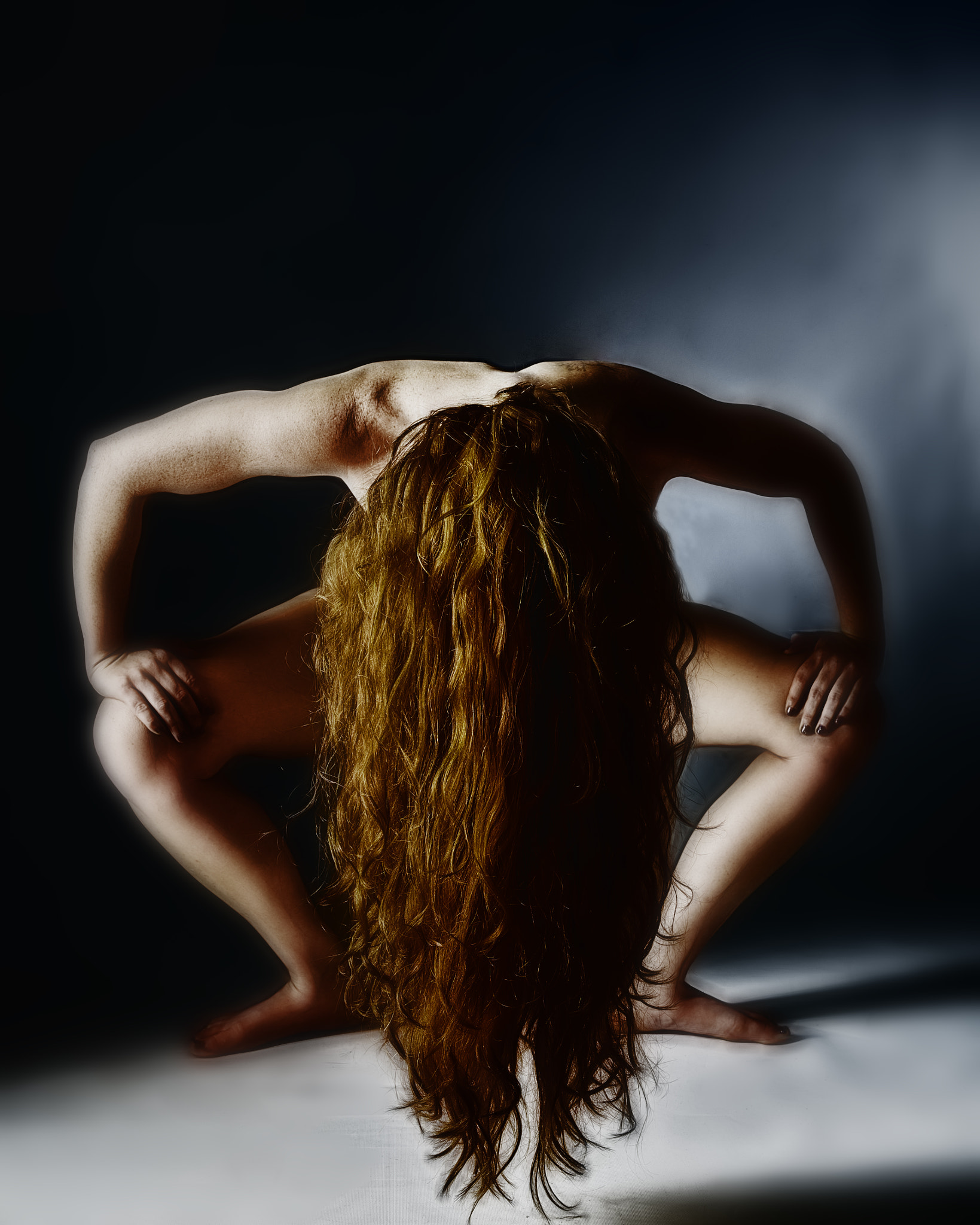 Schneider LS 40-80mm f/4.0-5.6 sample photo. Long red hair! photography