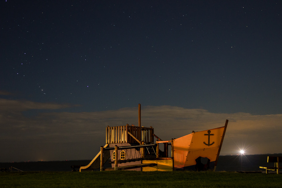 EF28-70mm f/2.8L USM sample photo. Wilhelmshaven, spielschiff, nightscape photography