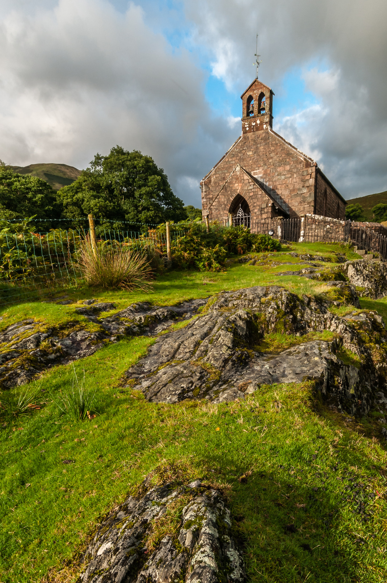 Nikon D300 + Sigma 10-20mm F3.5 EX DC HSM sample photo. St james' church photography