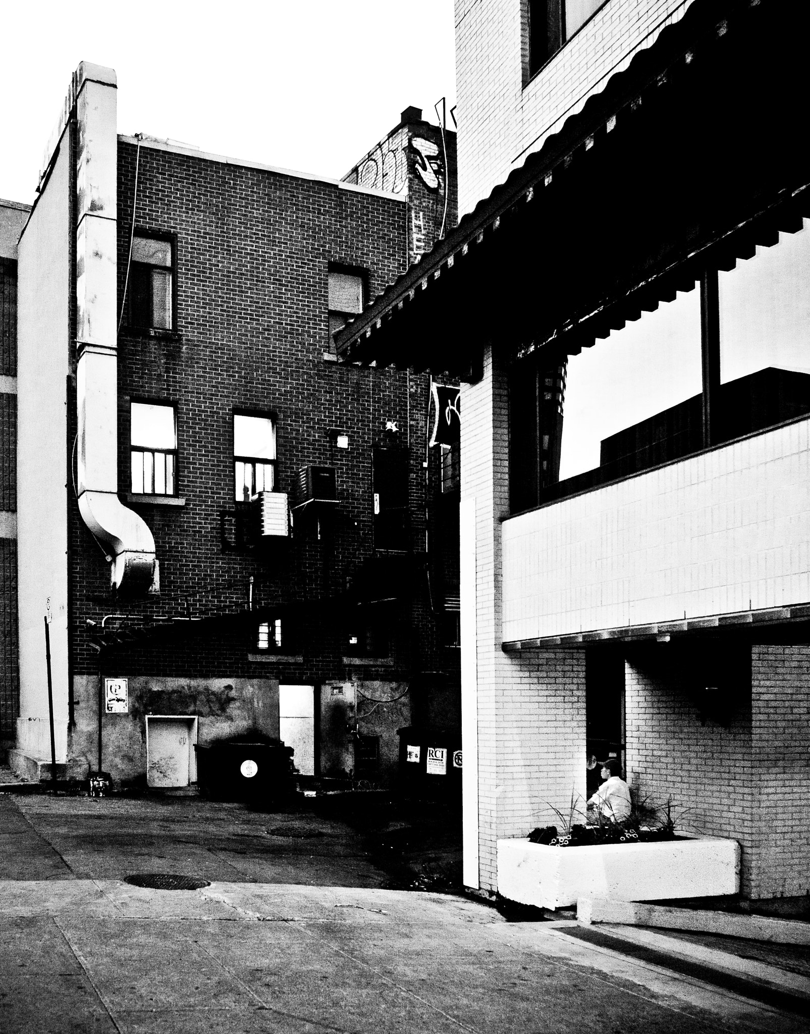 Elmarit-M 1:2.8/24 ASPH. sample photo. Montreal canada photography