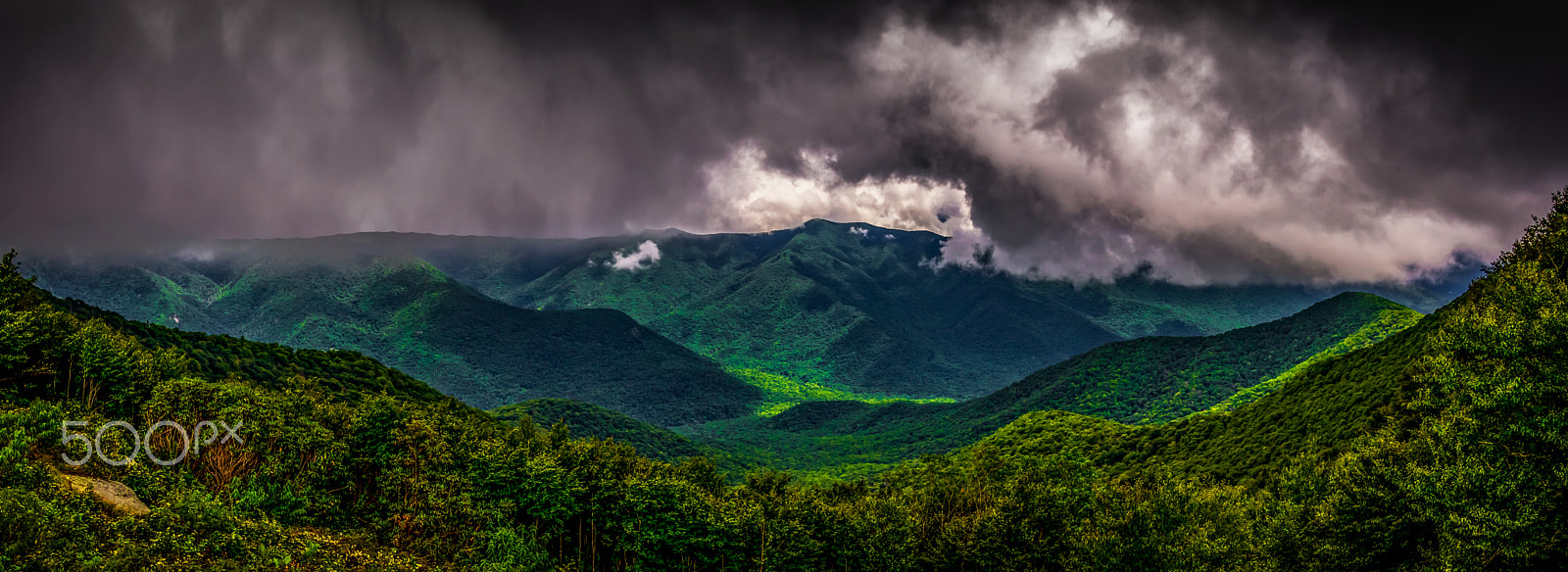 Olympus OM-D E-M1 + Panasonic Lumix G 14mm F2.5 ASPH sample photo. Blue ridge parkway storm photography