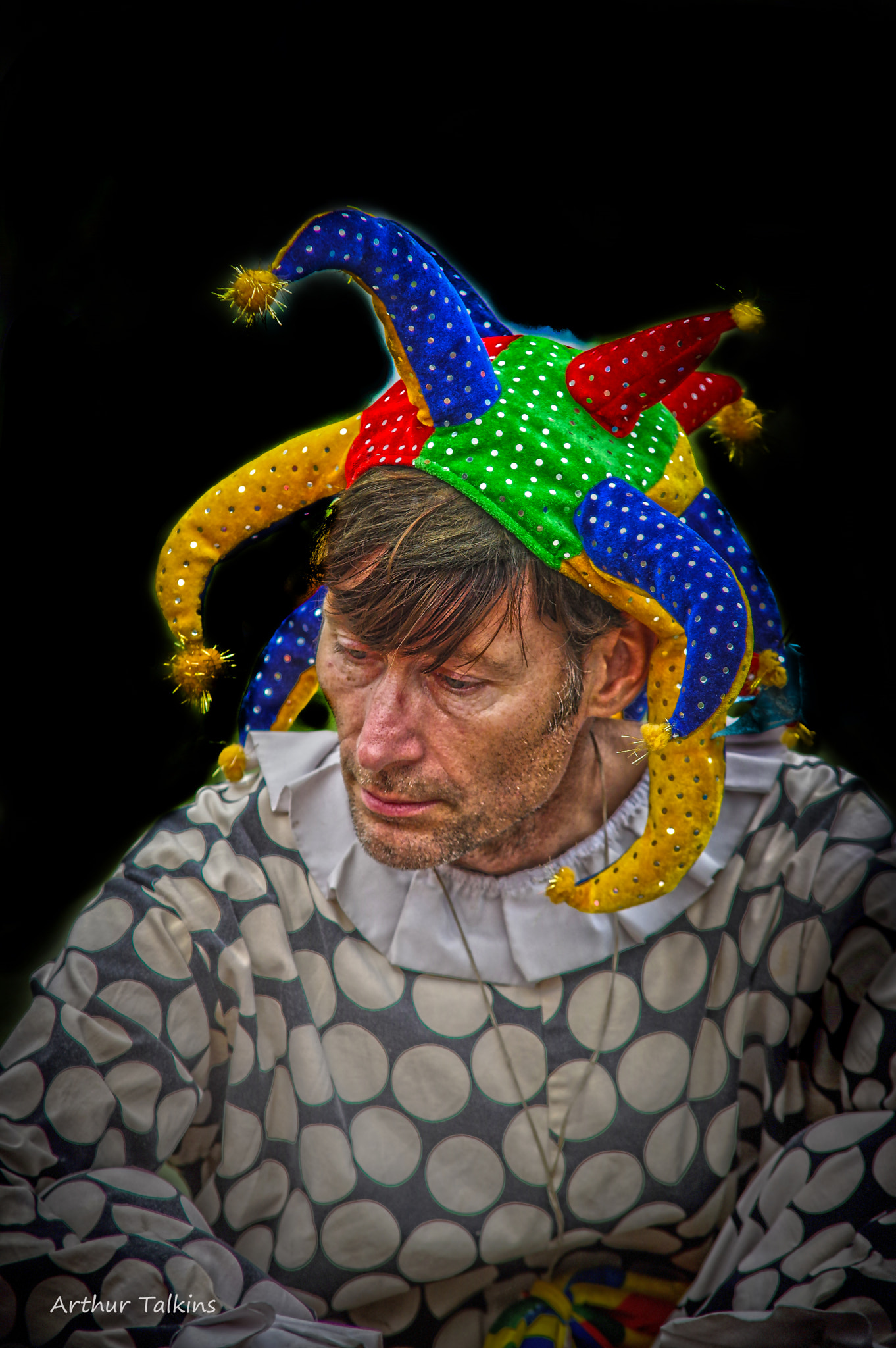 Sigma 70-200mm F2.8 EX DG Macro HSM II sample photo. A dejected and downhearted jester... photography