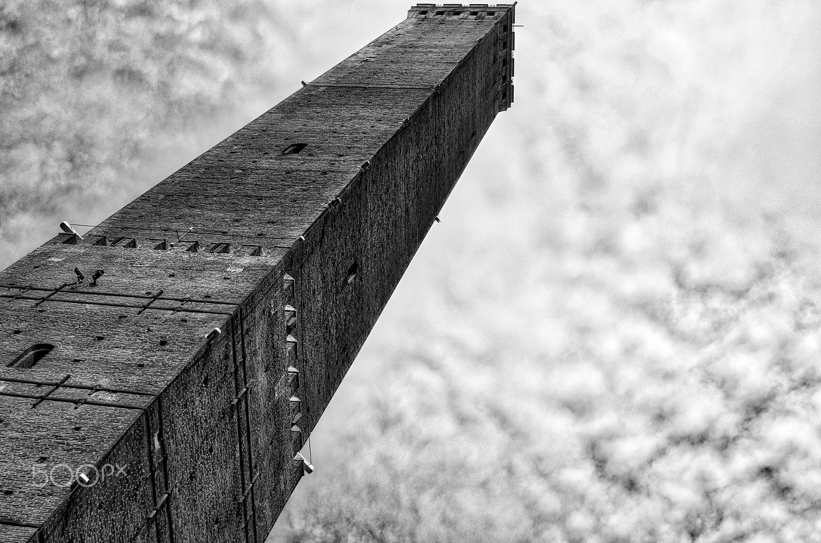 Pentax K-5 sample photo. Towers of bologna photography