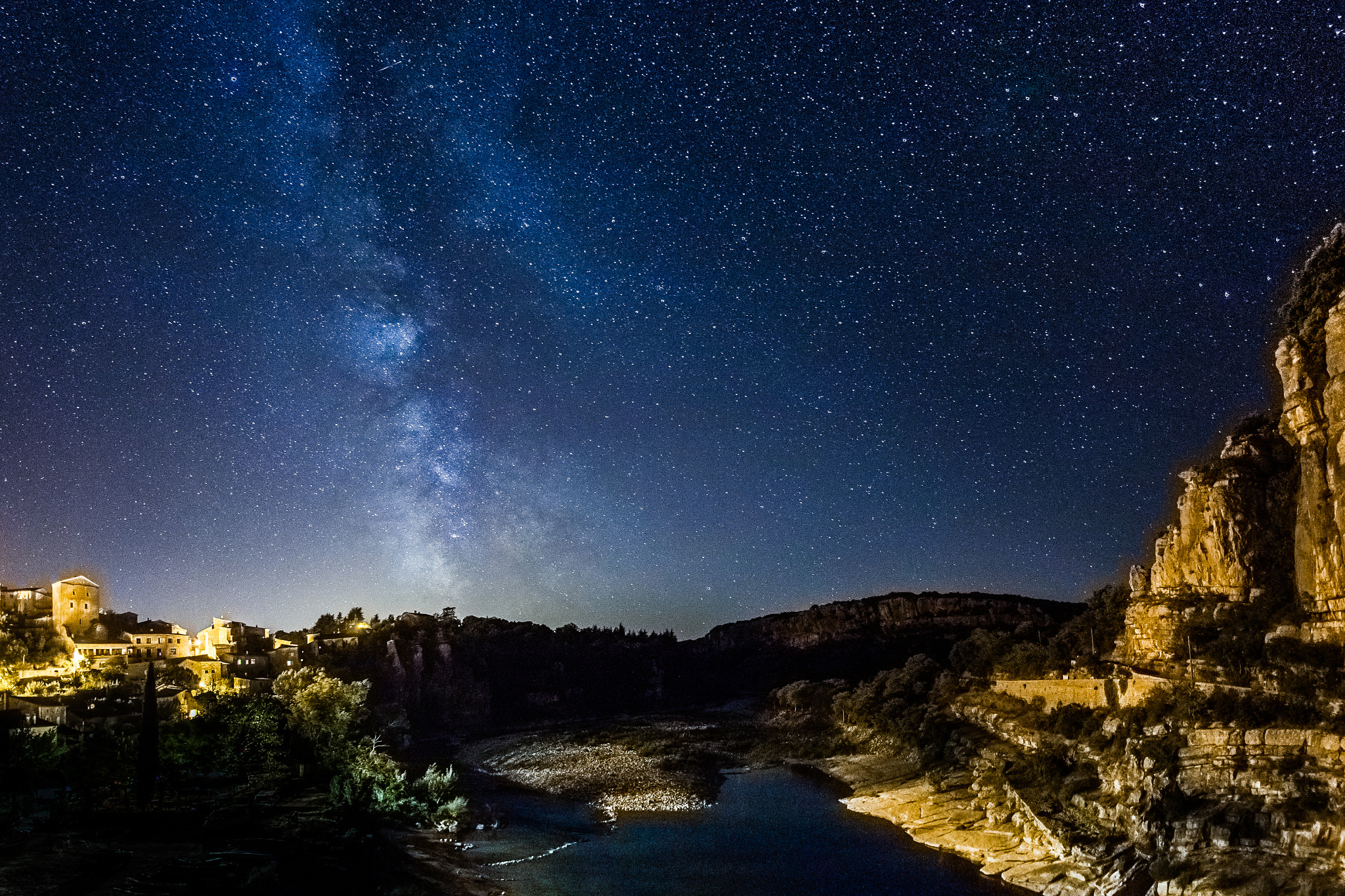 Canon EOS 5D Mark II + Sigma 15mm f/2.8 EX Fisheye sample photo. Voie lactée balazuc photography