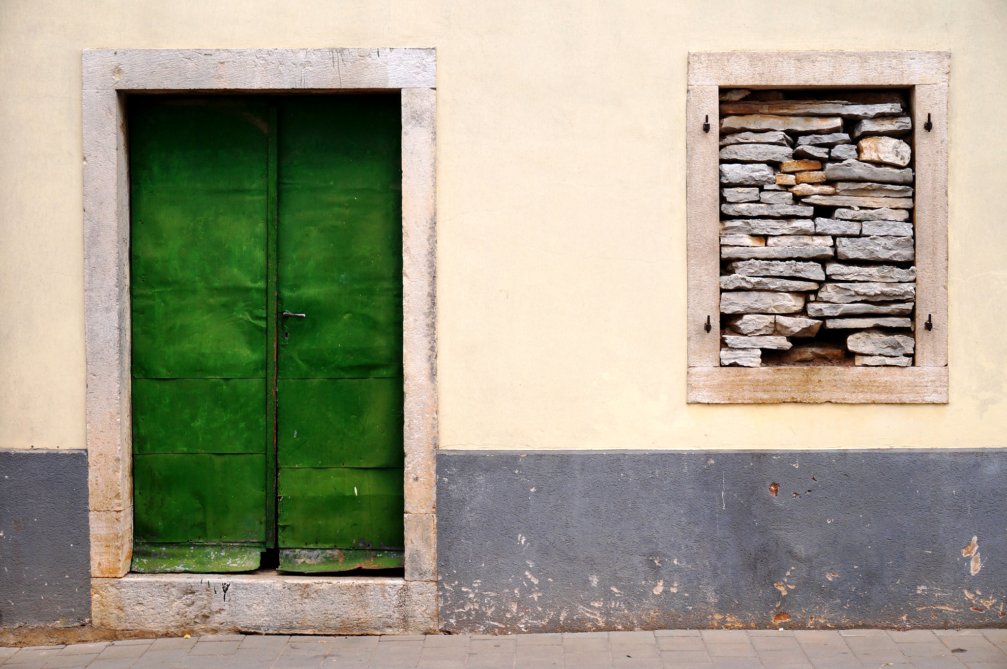 Sony Alpha NEX-3N + Sony E 18-50mm F4-5.6 sample photo. Istrian composition photography
