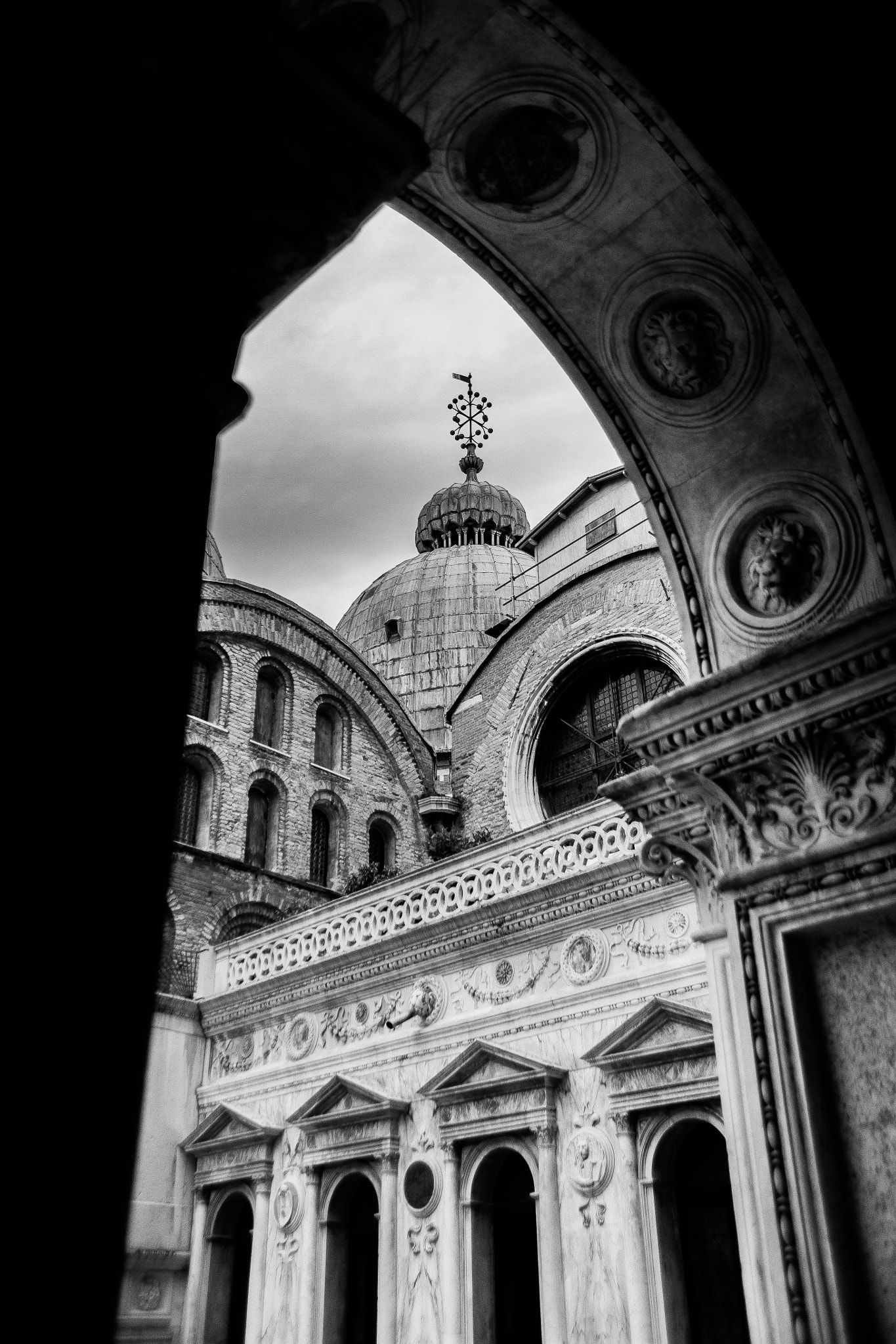 Canon EF 24-85mm F3.5-4.5 USM sample photo. Cathedral san marco  photography
