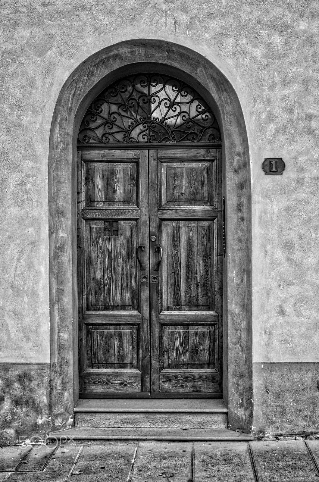 Pentax K-5 sample photo. Village apartment door italy hdr photography