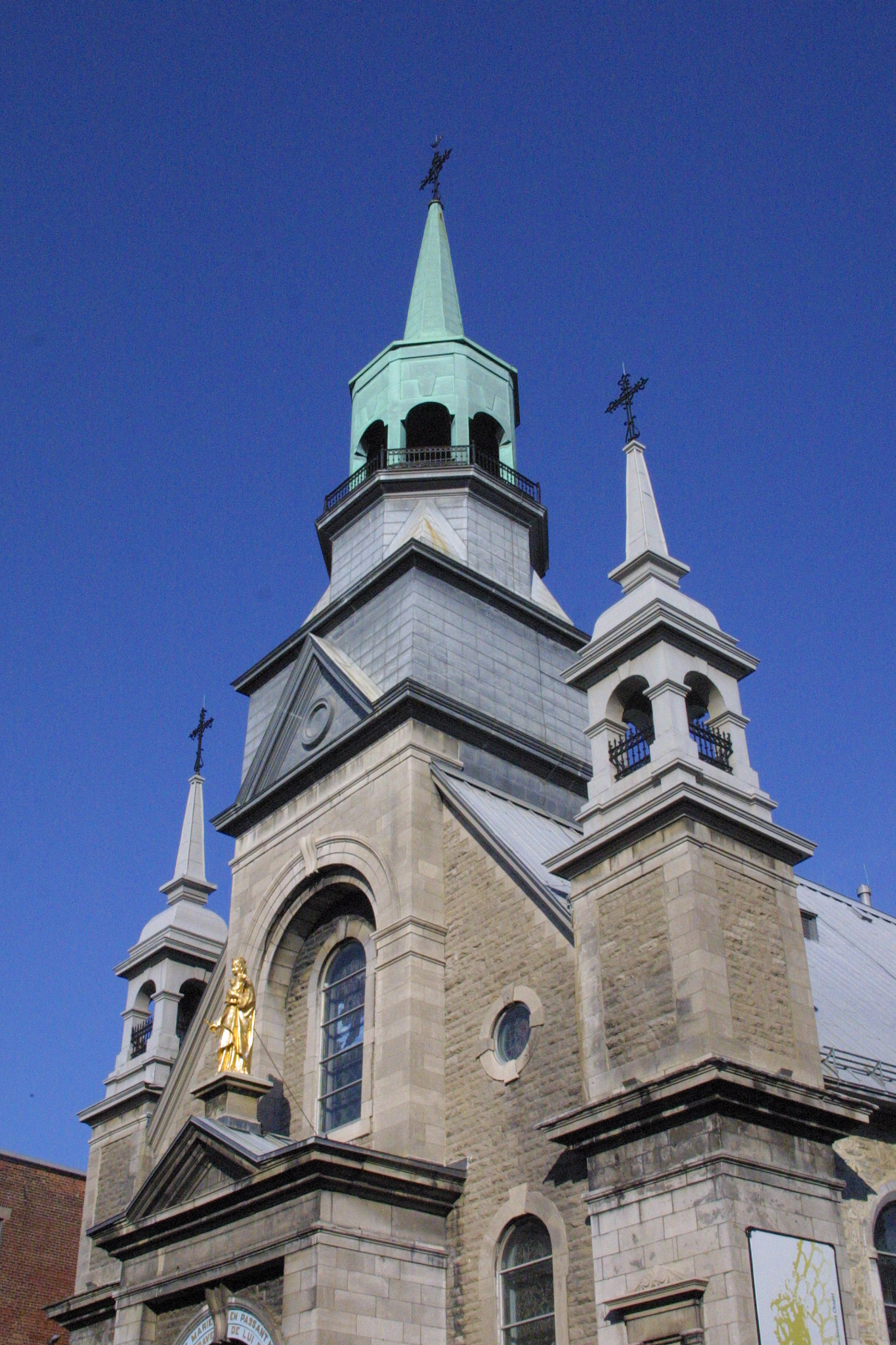 Canon EOS D30 sample photo. Montreal 5 photography