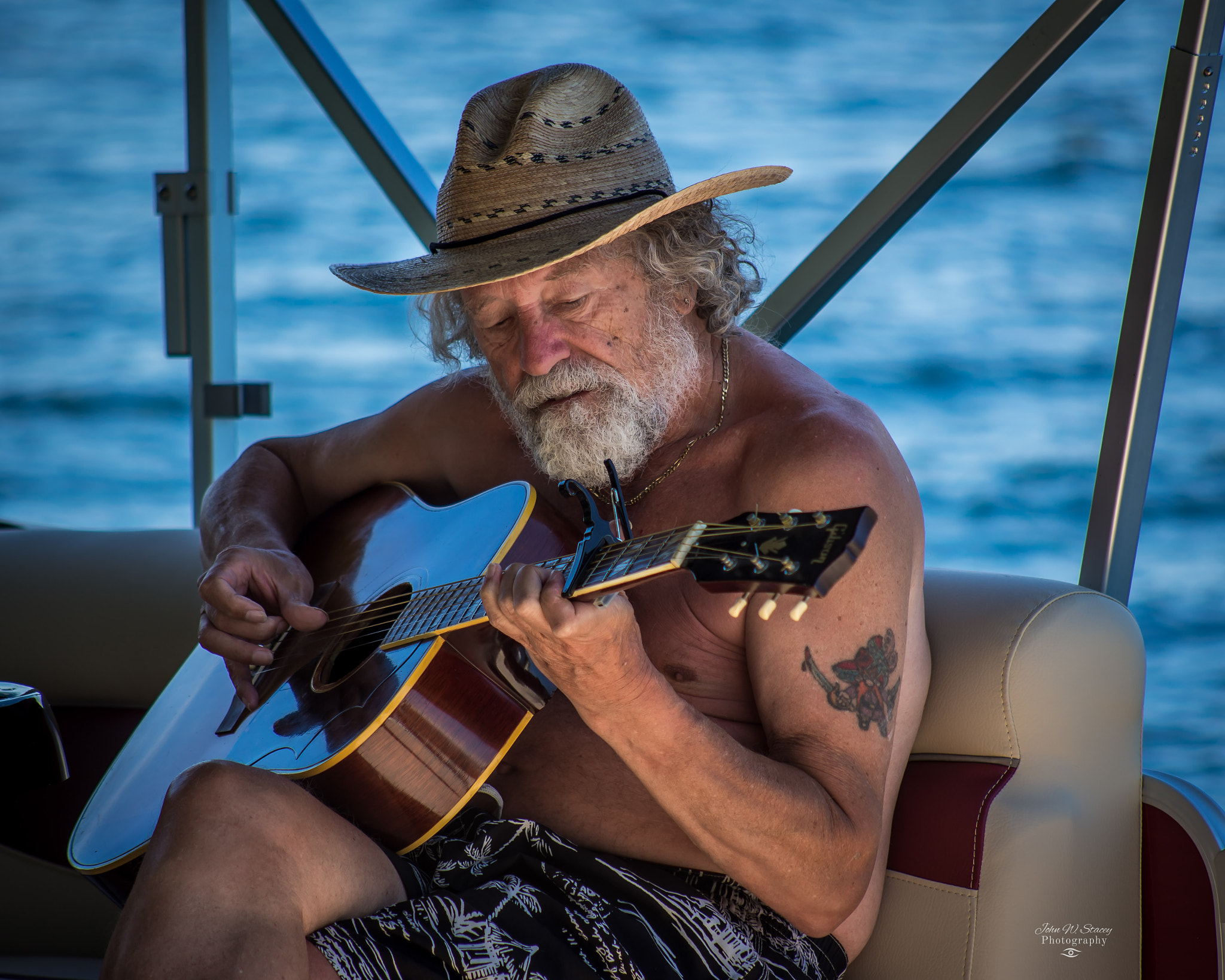 Nikon D610 + AF Nikkor 70-210mm f/4-5.6 sample photo. Sj 200 photography