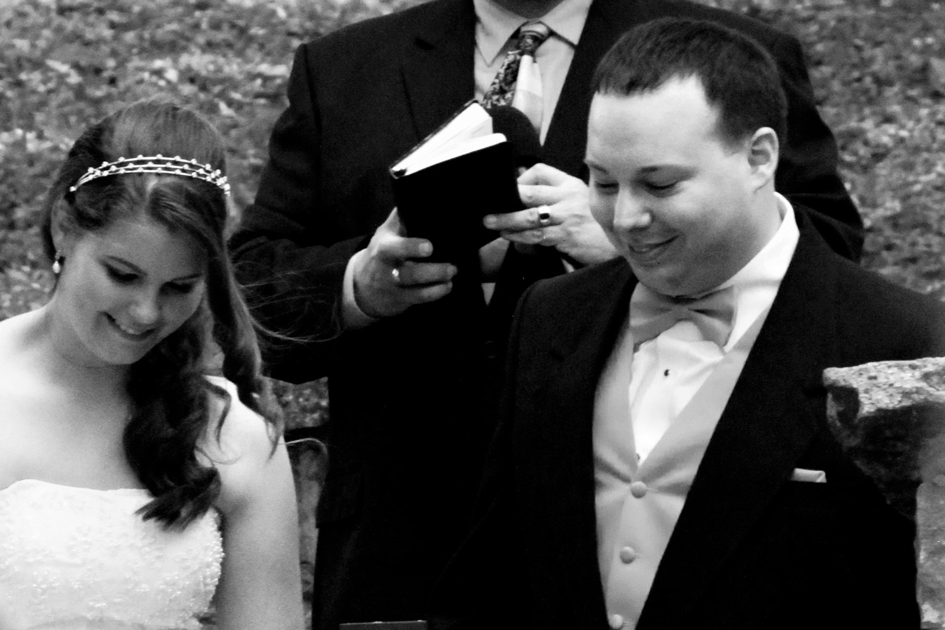 Canon EOS 500D (EOS Rebel T1i / EOS Kiss X3) sample photo. Elegance ceremony just married photography