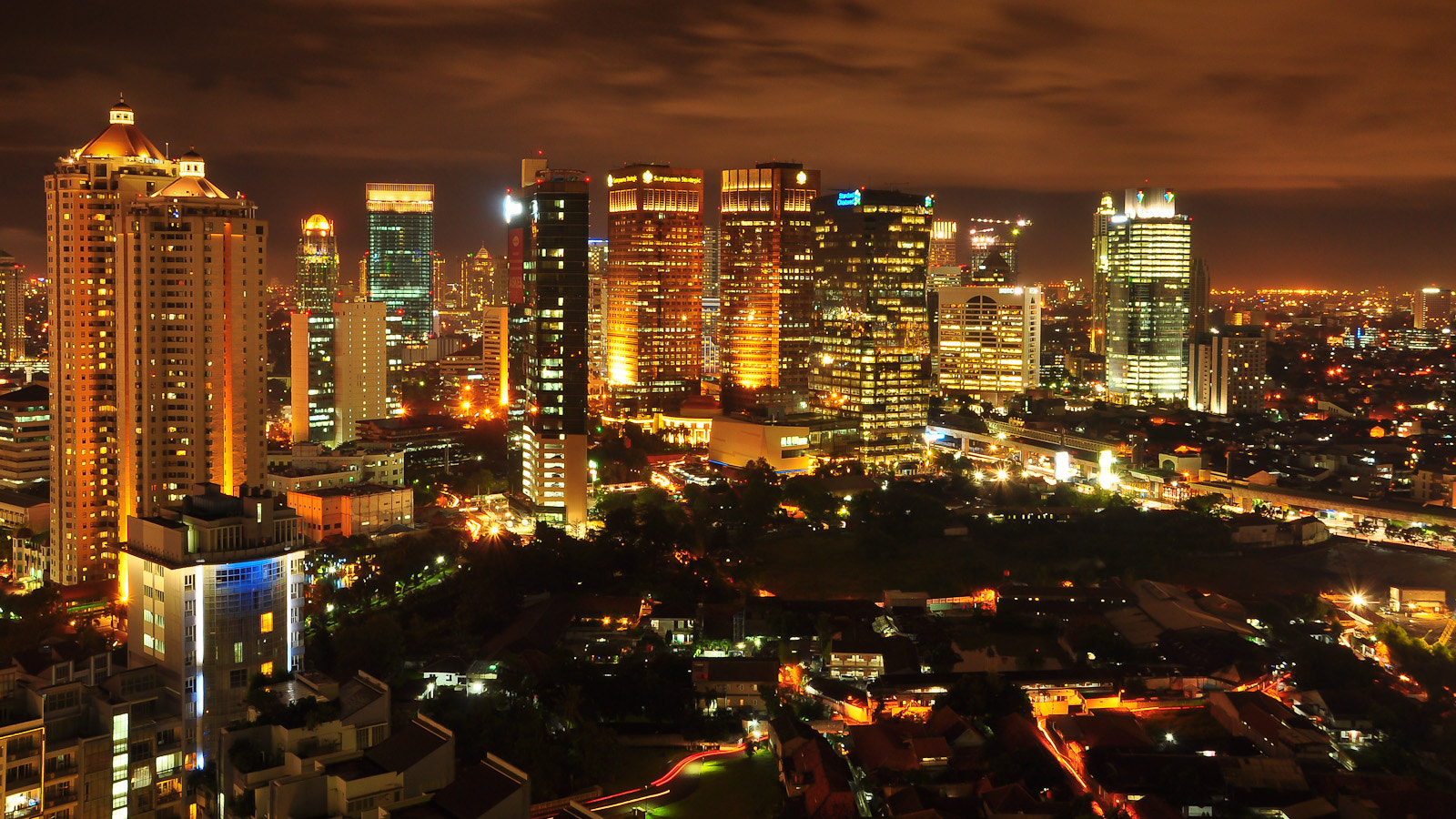 Sigma 18-250mm F3.5-6.3 DC Macro OS HSM sample photo. Jakarta cityscape #1 photography
